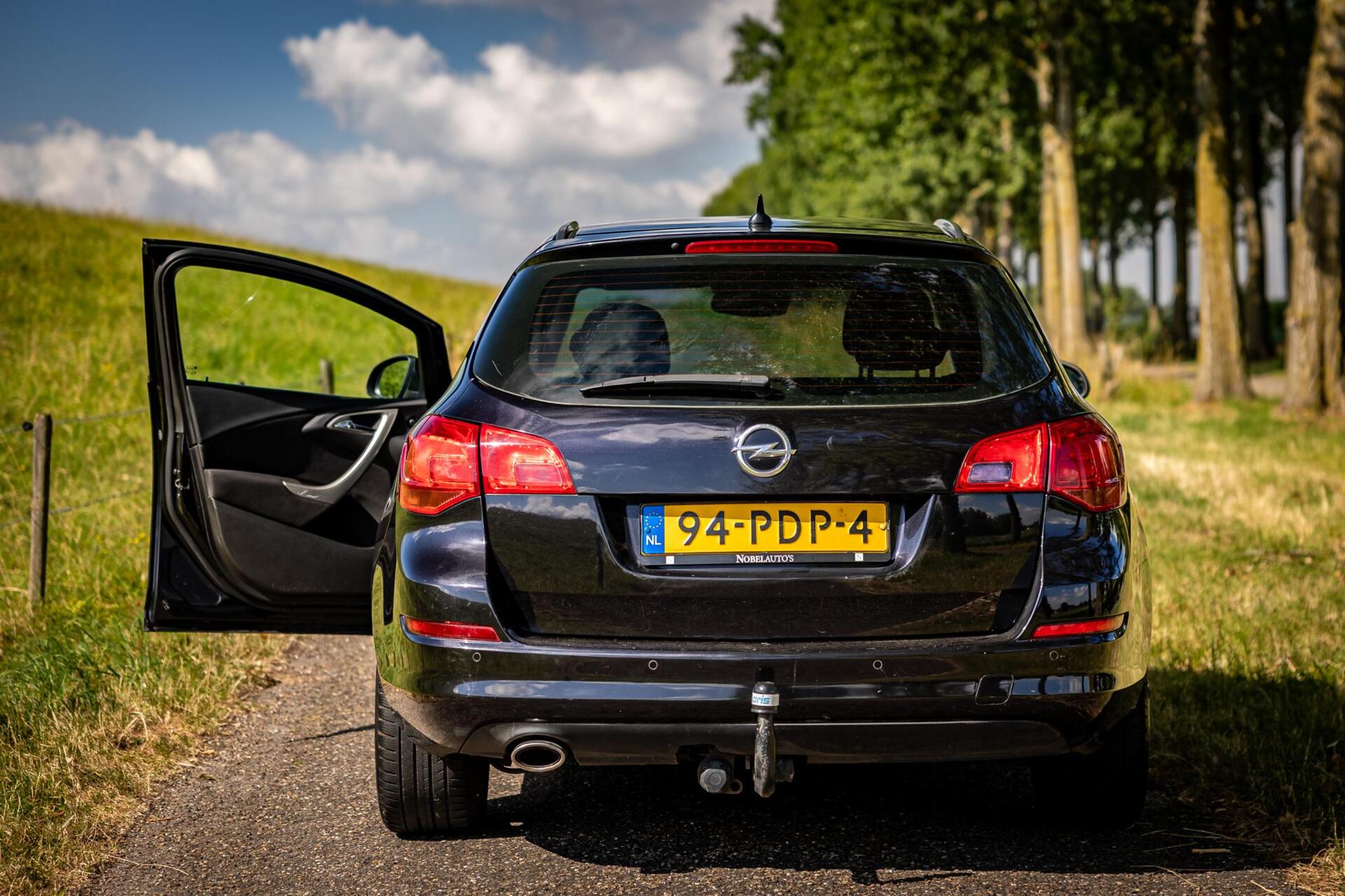 Foto van Opel Astra Sports Tourer