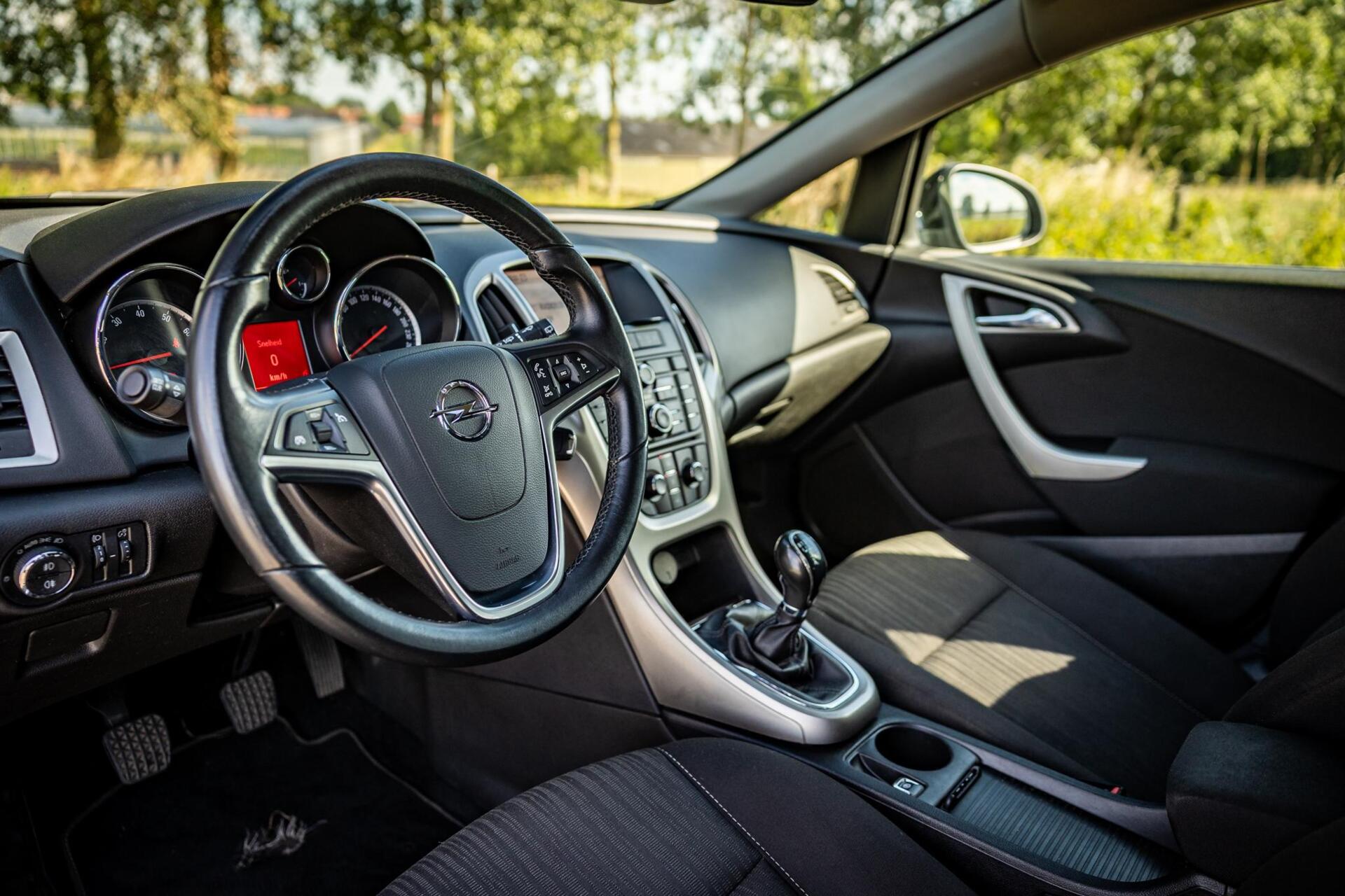 Foto van Opel Astra Sports Tourer