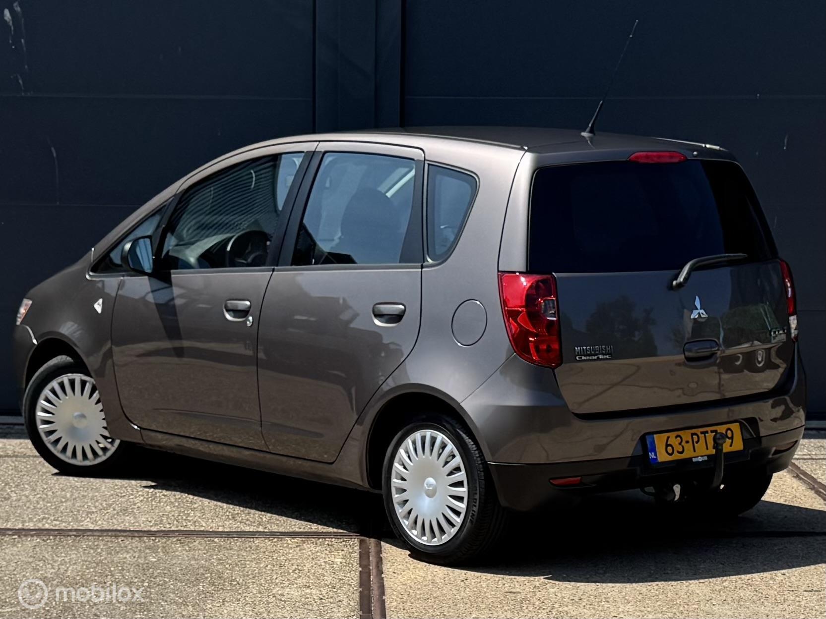 Foto van Mitsubishi Mitsubishi Colt