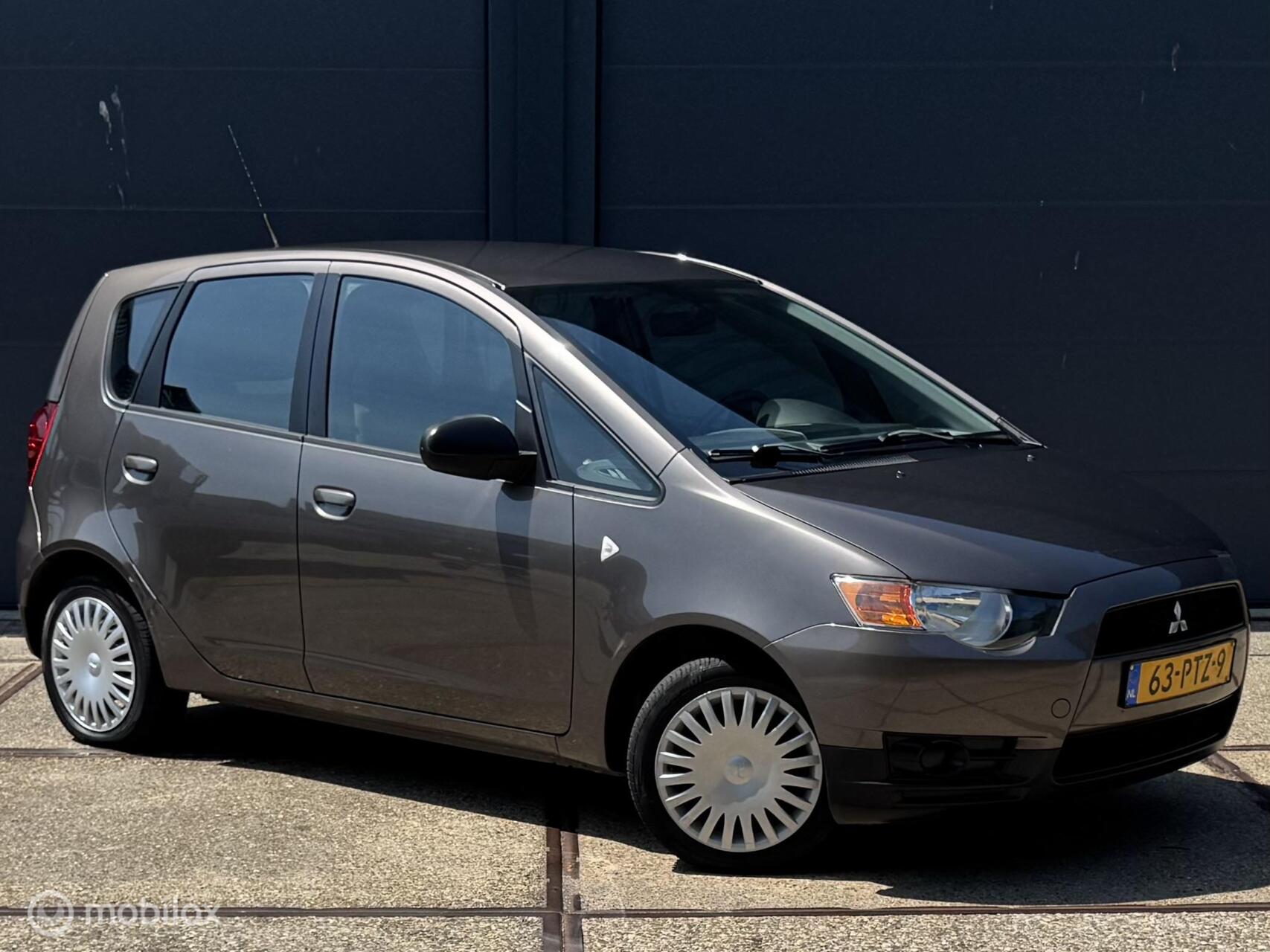 Foto van Mitsubishi Mitsubishi Colt