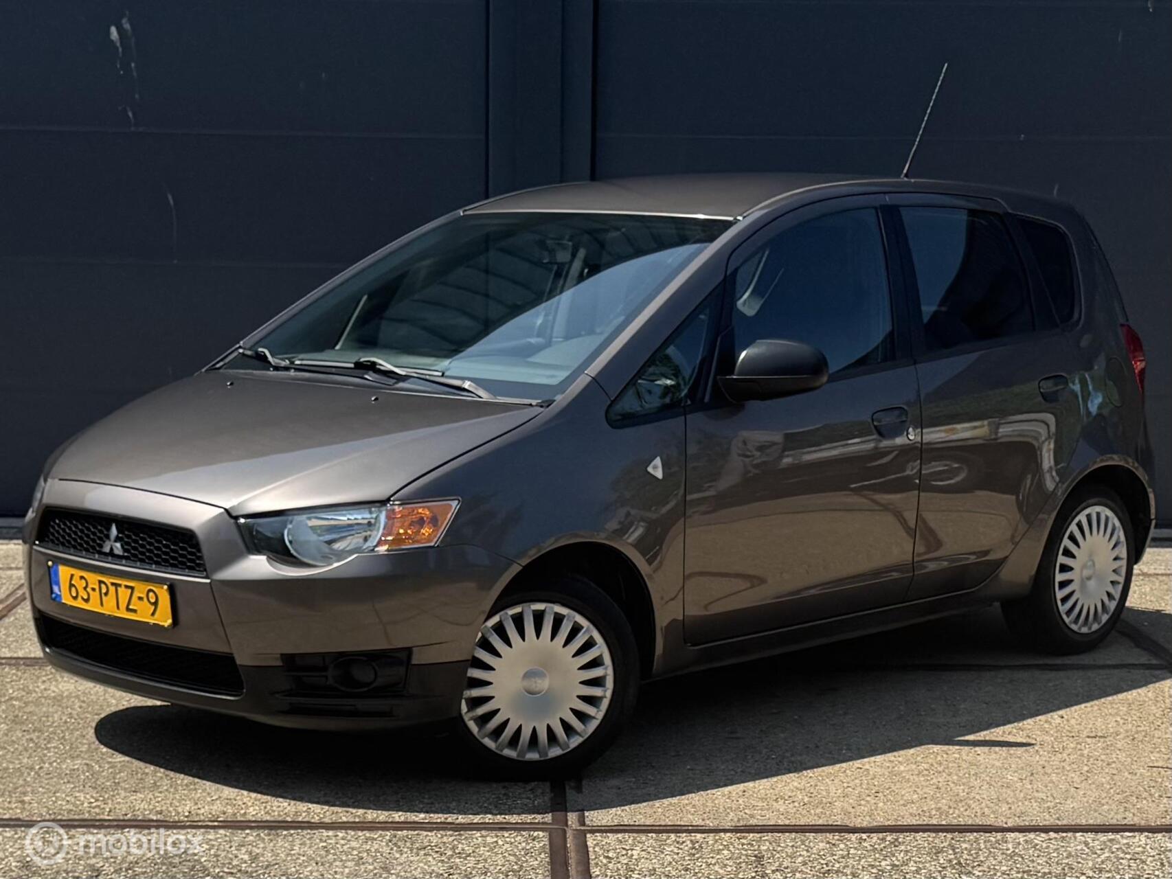 Foto van Mitsubishi Mitsubishi Colt
