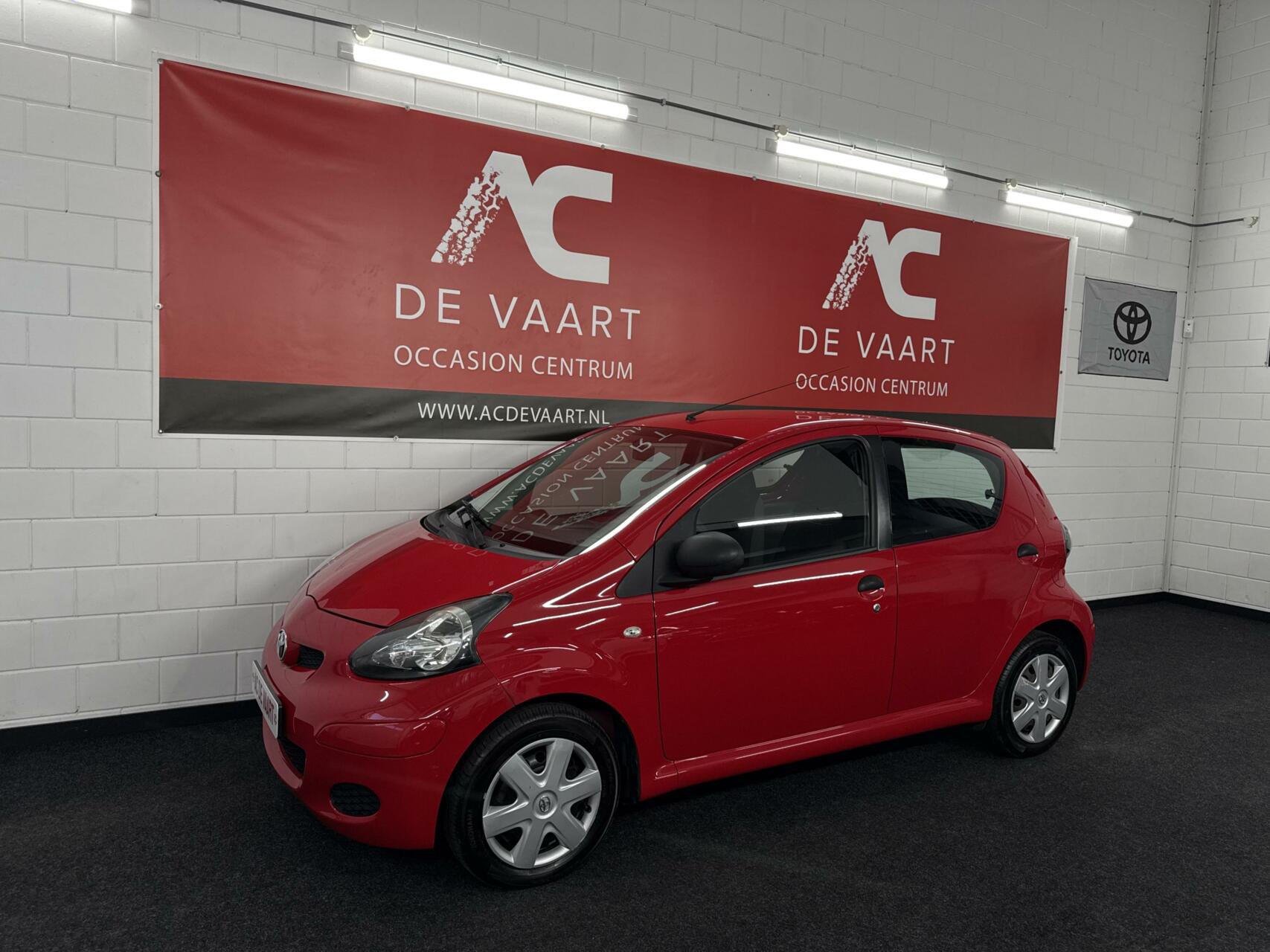 Toyota Aygo 1.0-12V Comfort - VERKOCHT! 2010 - voorkant
