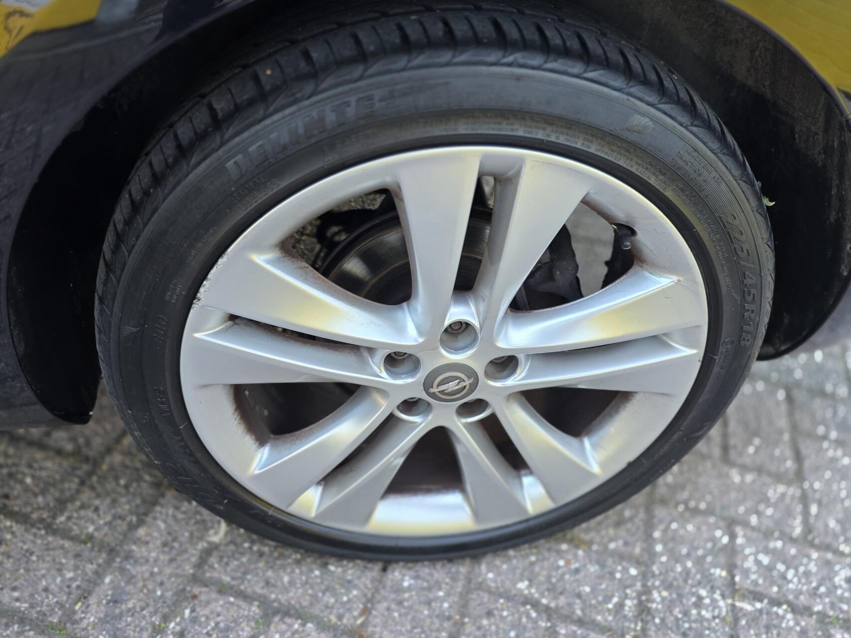 Foto van Opel Astra Sports Tourer