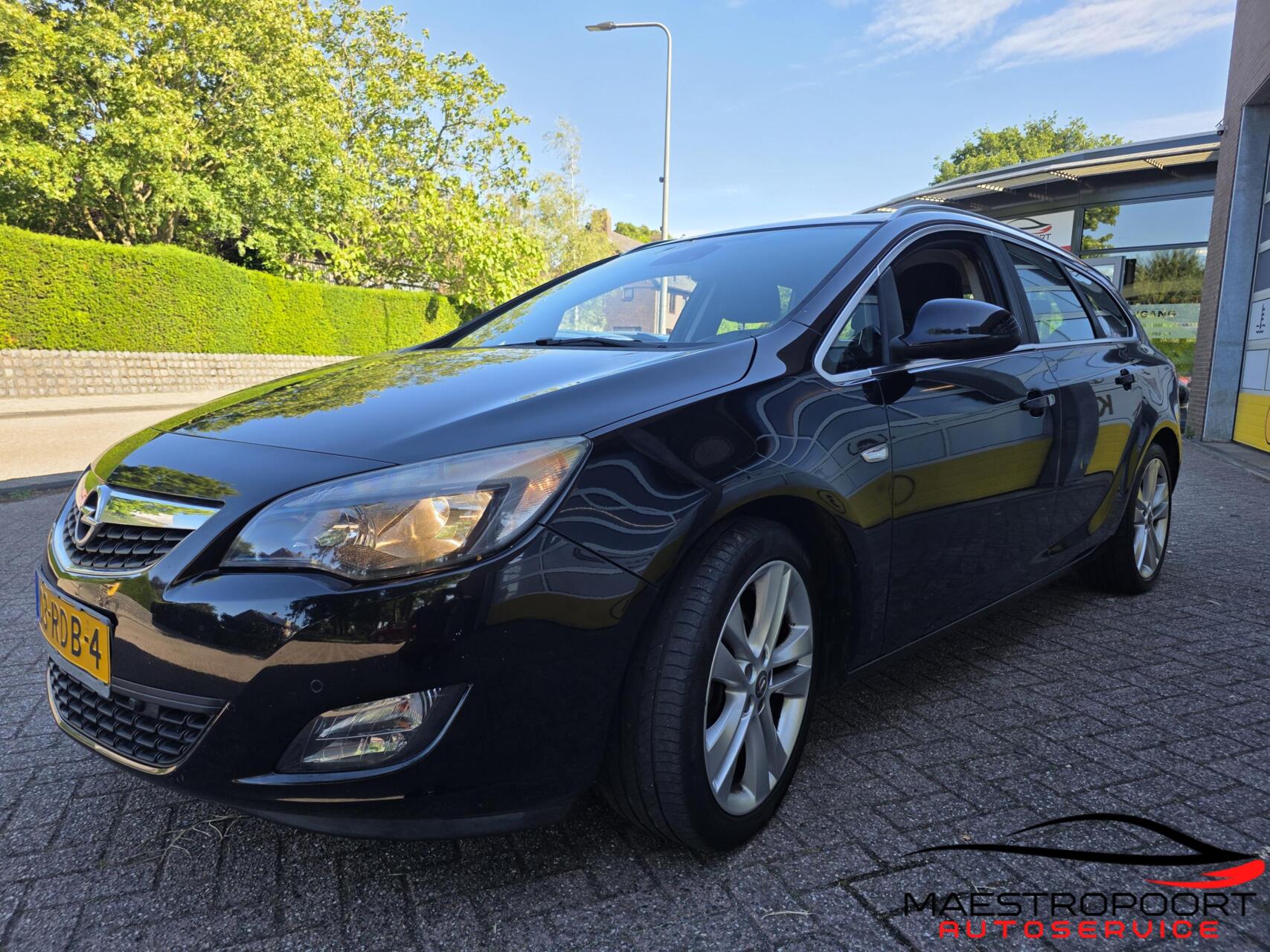 Foto van Opel Astra Sports Tourer