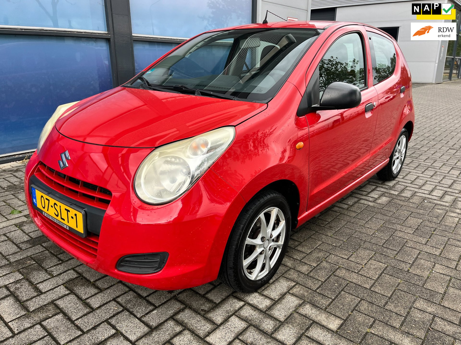 Suzuki Alto 1.0 Cool Comfort 2011 - voorkant