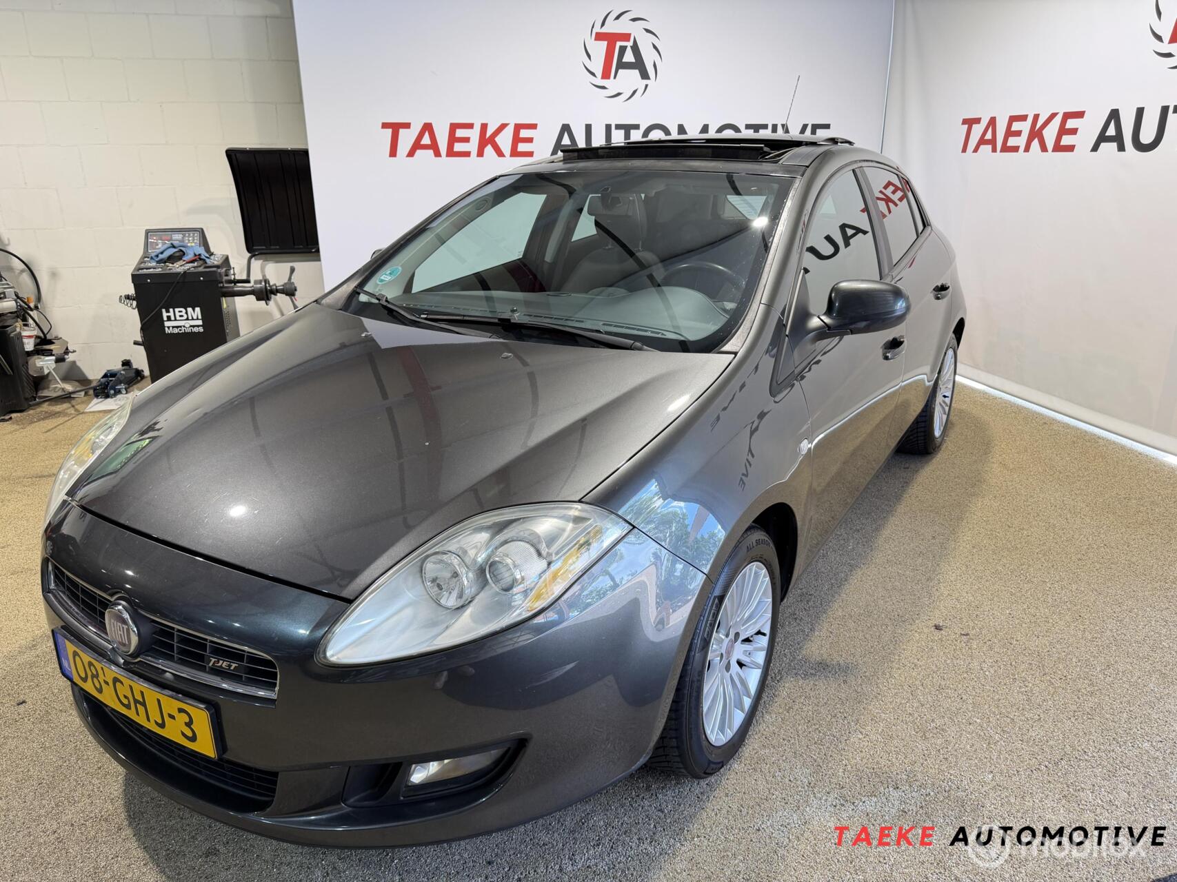 Fiat Fiat Bravo 1.4 T-Jet Corporate Clima/Cruise/Pano/Nap 2008 - voorkant