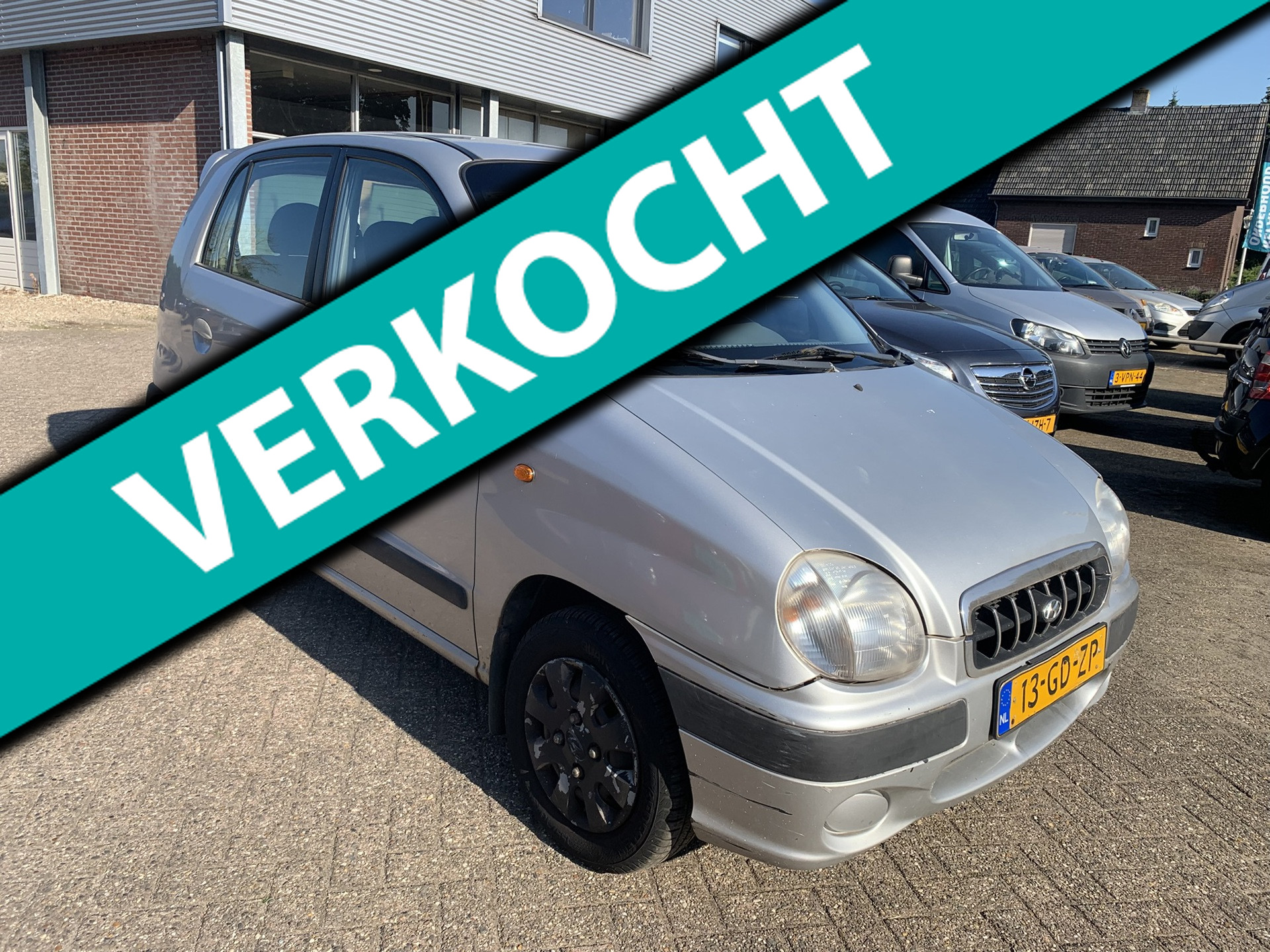Hyundai Atos-prime 1.0i SLX AUTOMAAT 2000 € 650.- APK TOT 03-2027 ZO MEE 2000 - voorkant