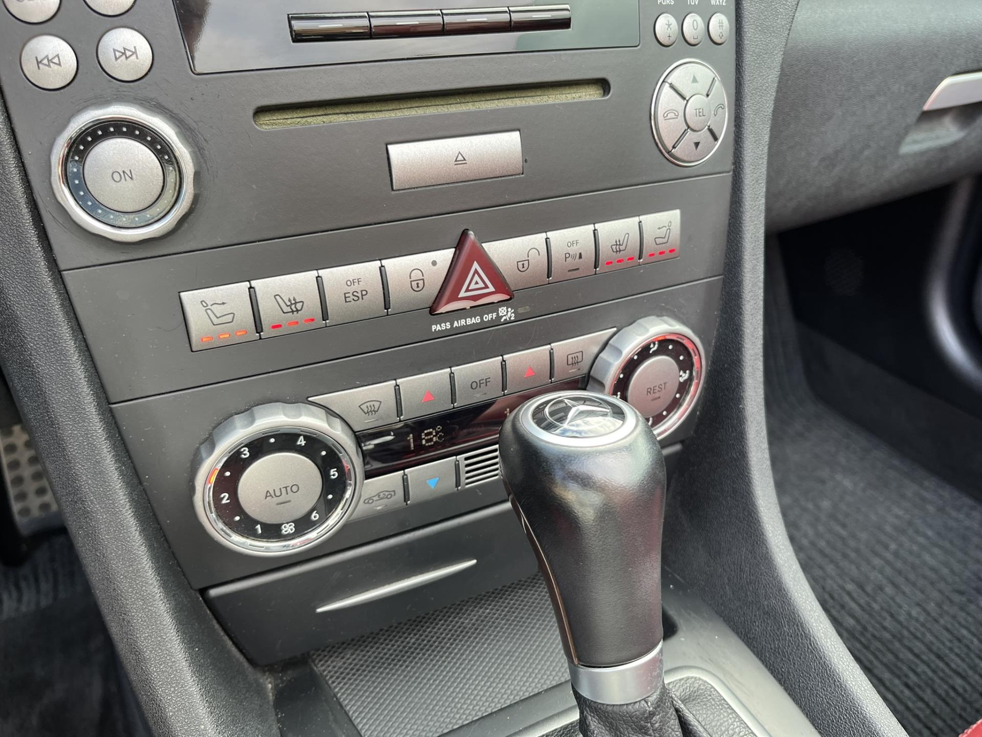 Foto van Mercedes-Benz SLK 200 Kompressor