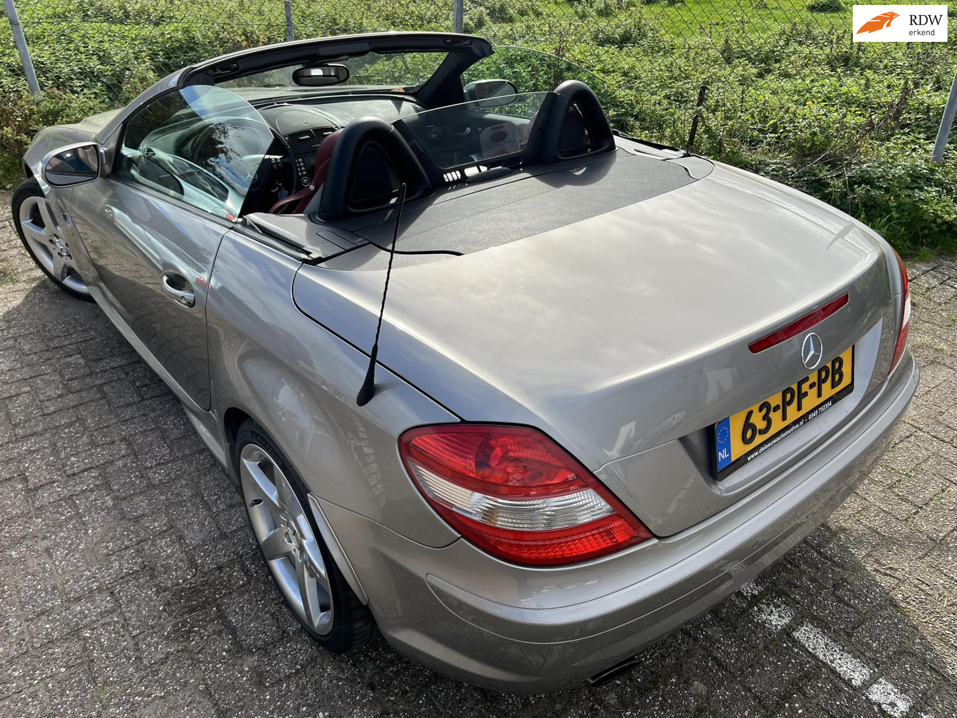 Foto van Mercedes-Benz SLK 200 Kompressor