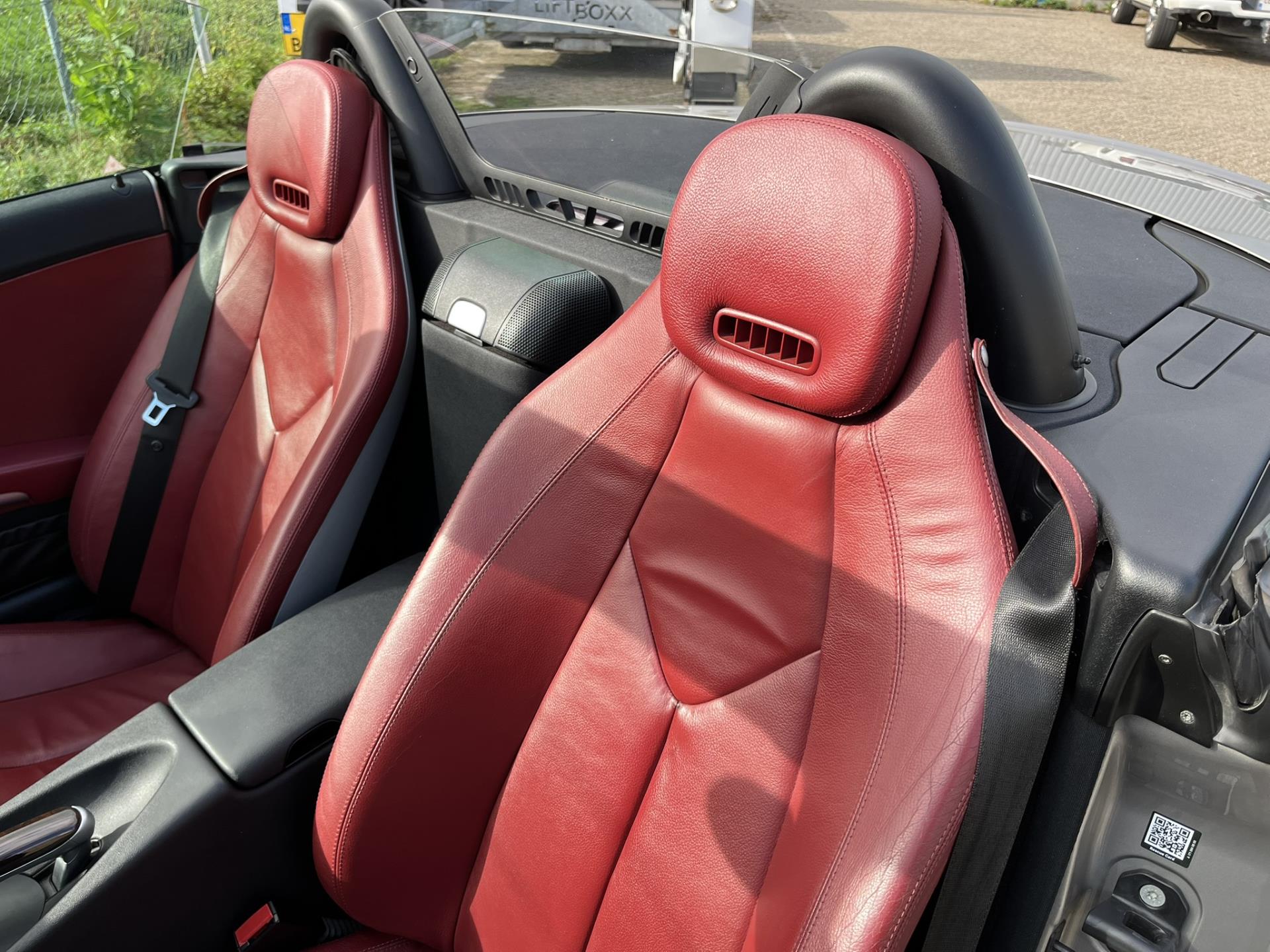 Foto van Mercedes-Benz SLK 200 Kompressor