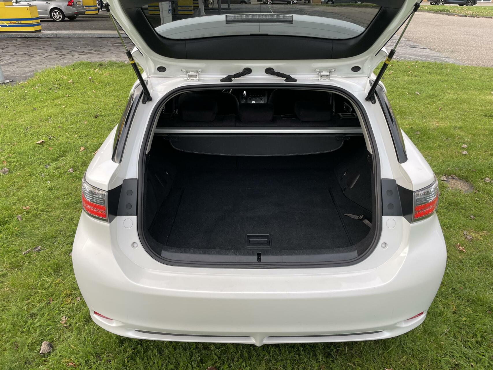 Foto van Lexus CT