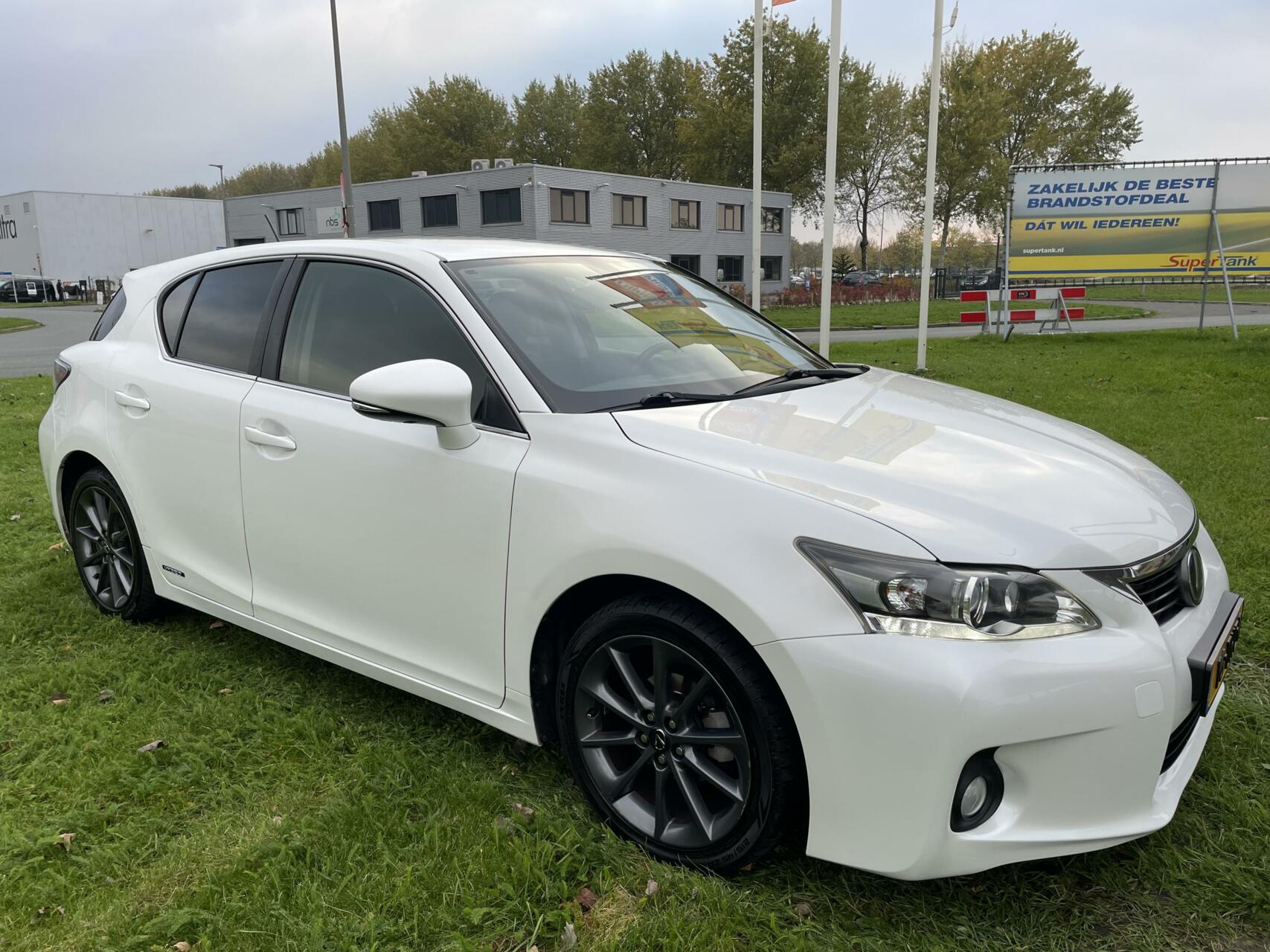 Foto van Lexus CT