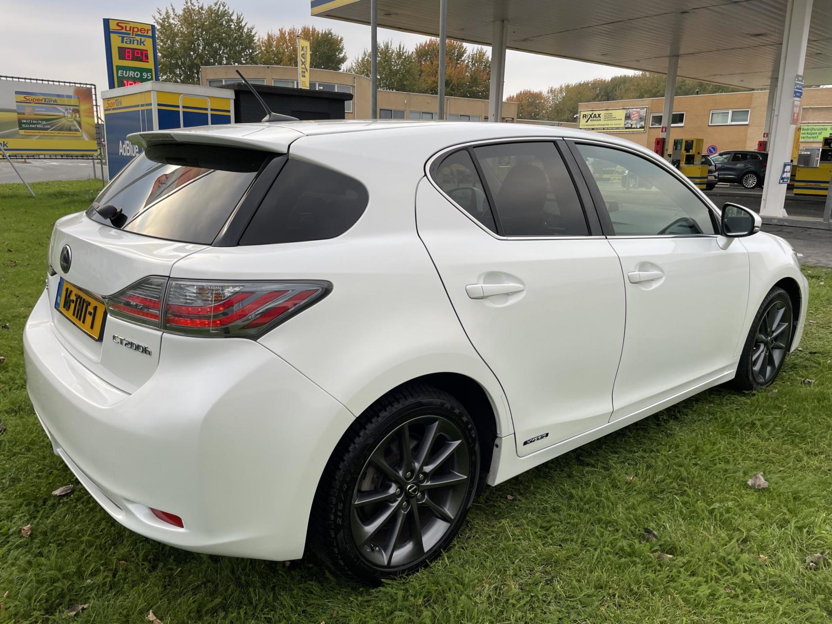 Foto van Lexus CT