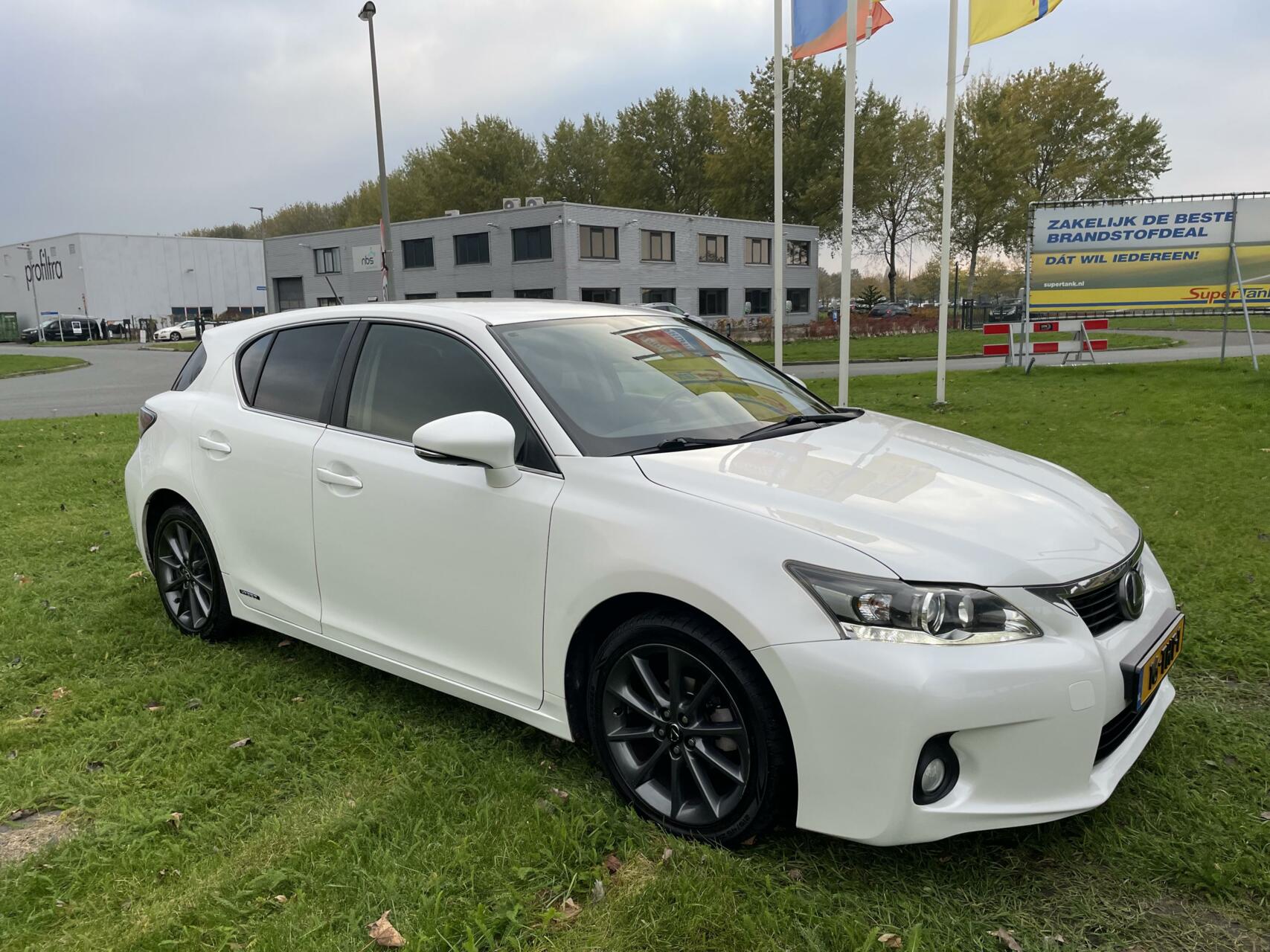 Foto van Lexus CT