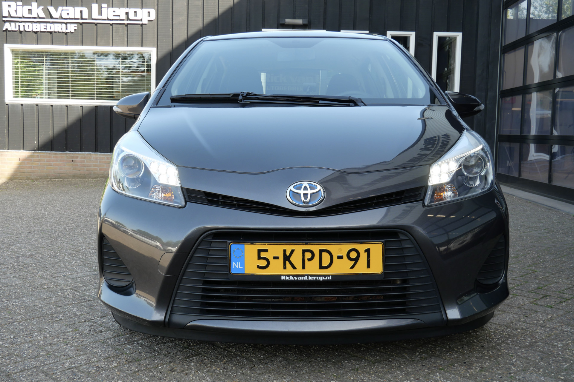 Foto van Toyota Toyota Yaris Hybrid