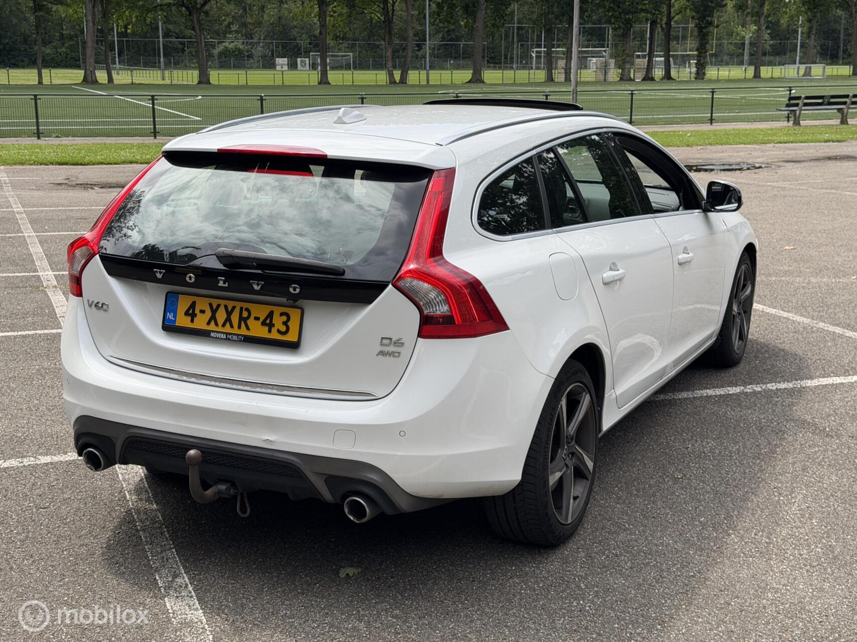 Foto van Volvo V60 Plug In Hybrid
