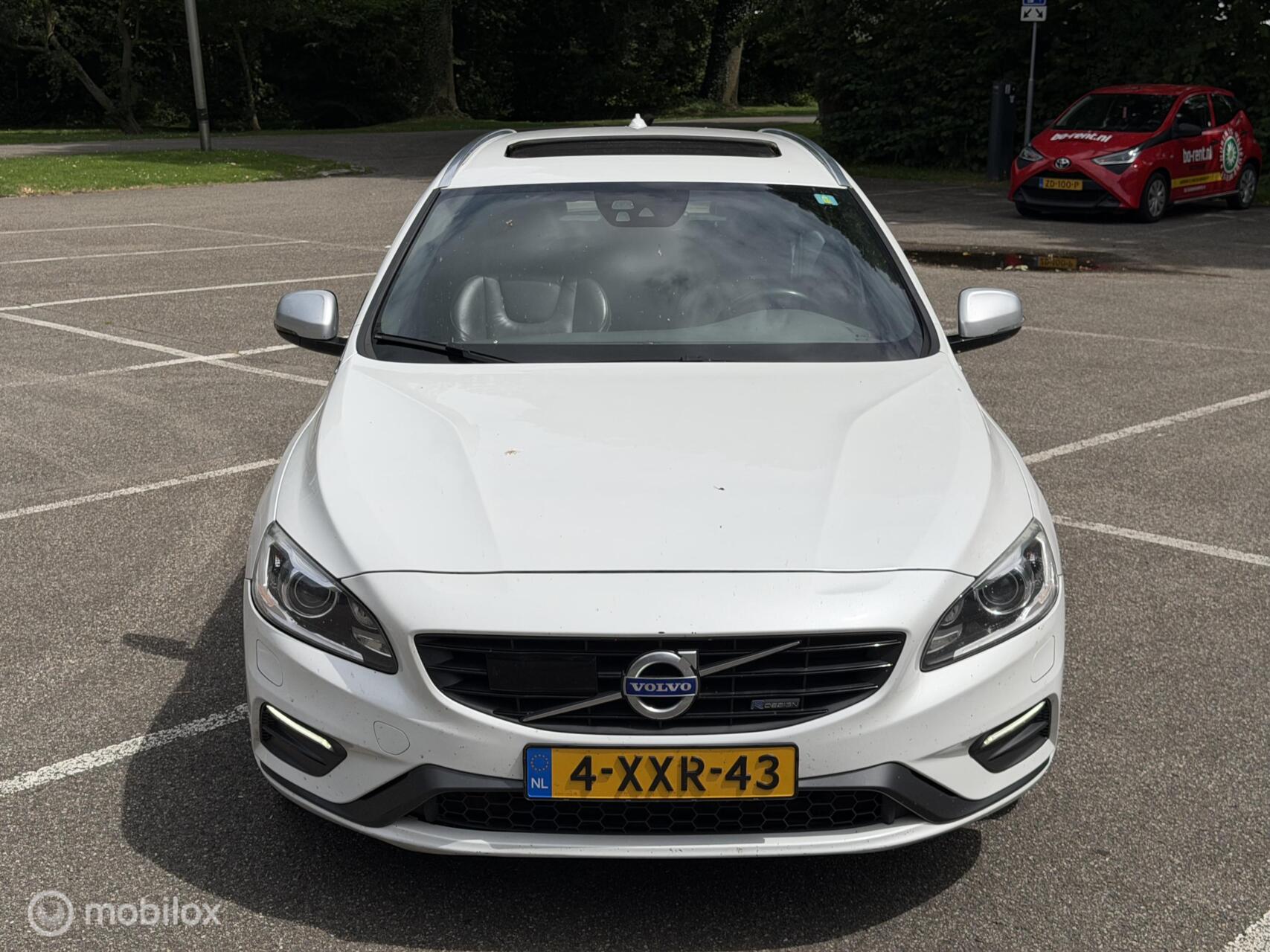Foto van Volvo V60 Plug In Hybrid
