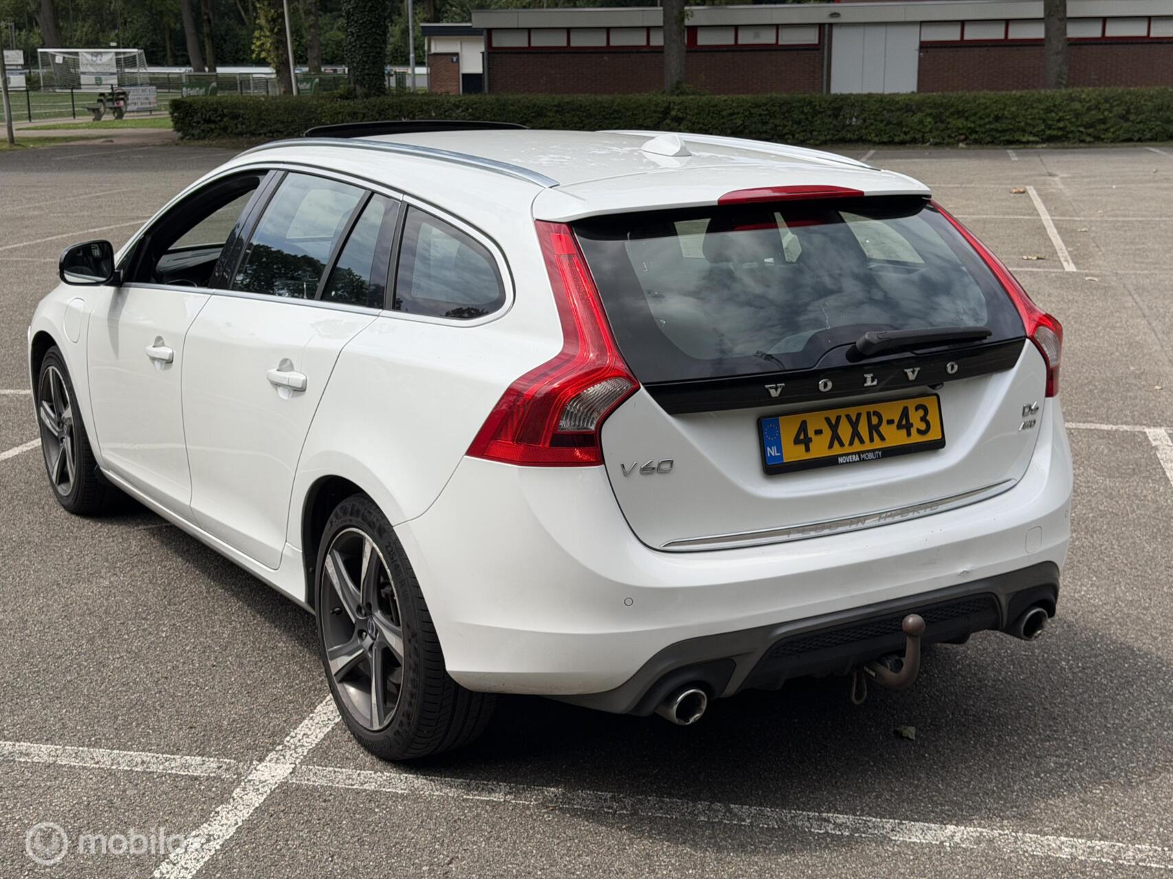 Foto van Volvo V60 Plug In Hybrid