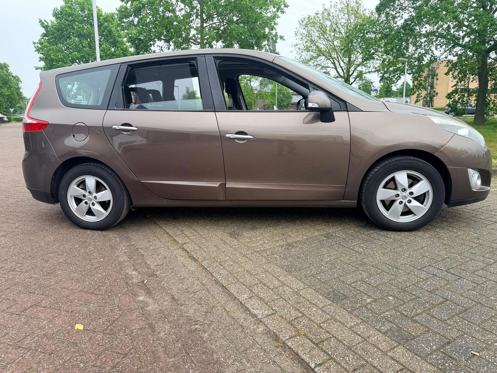 Foto van Renault Megane Scenic