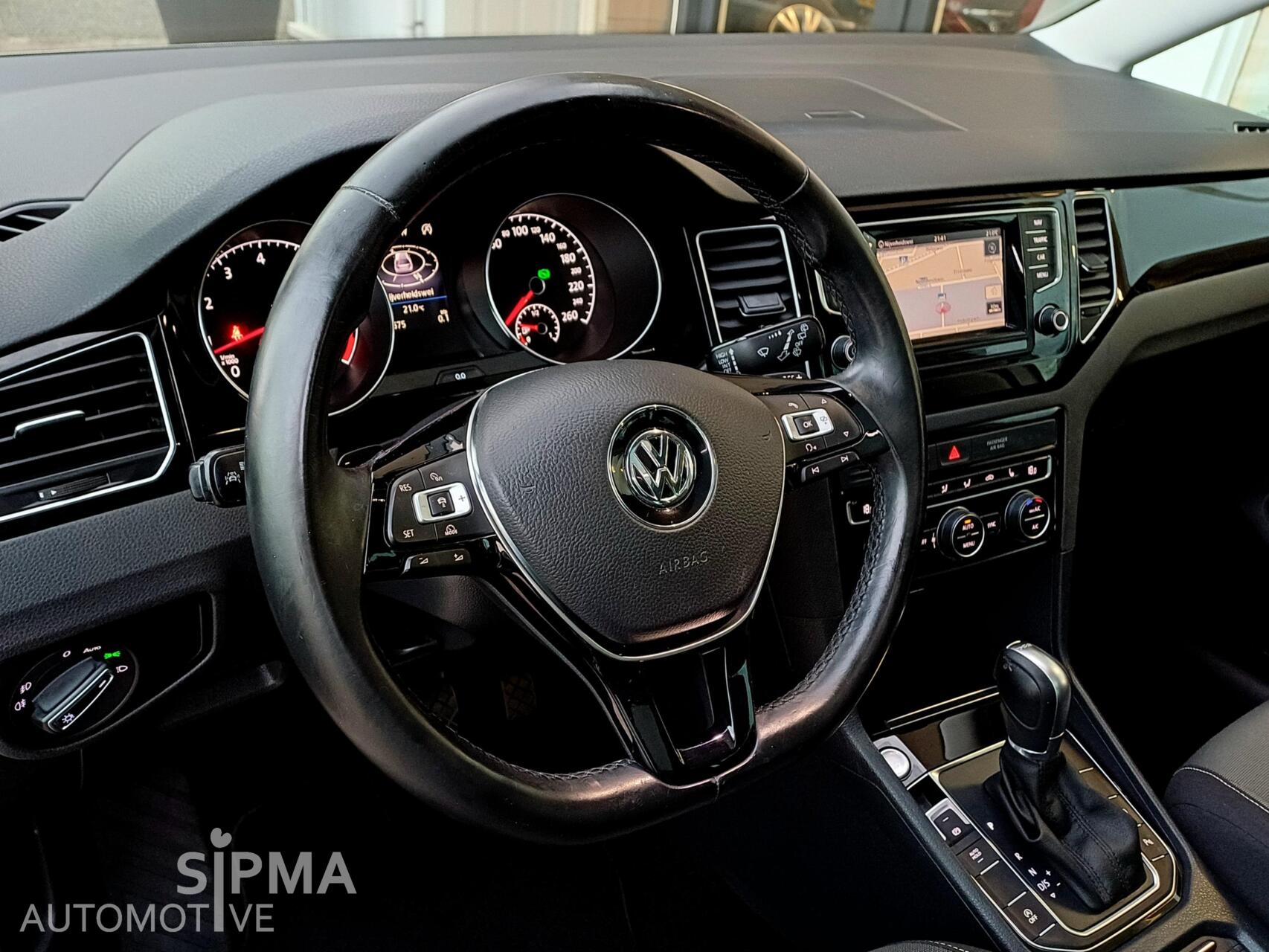 Foto van Volkswagen Golf Sportsvan