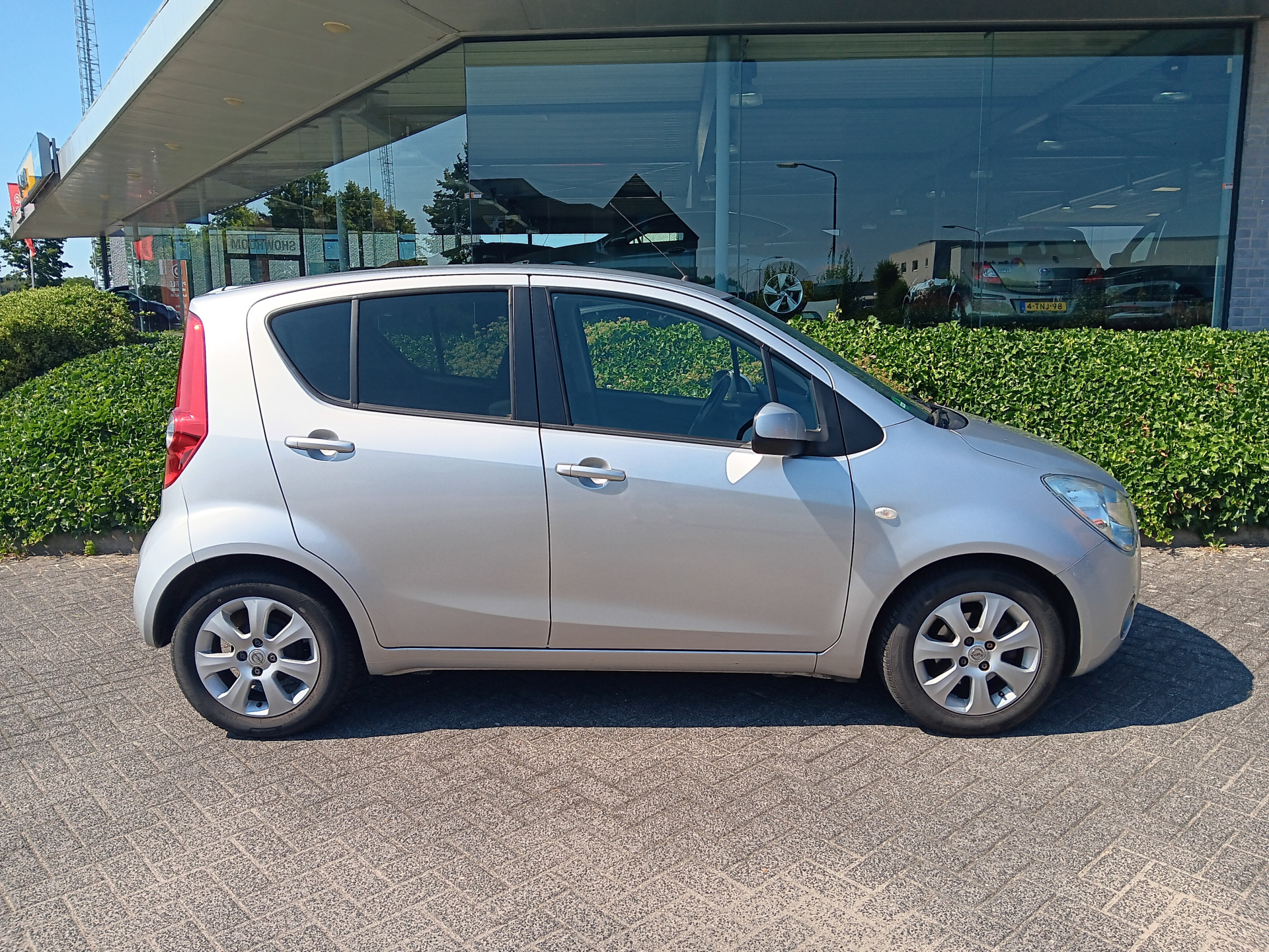 Foto van Opel Agila
