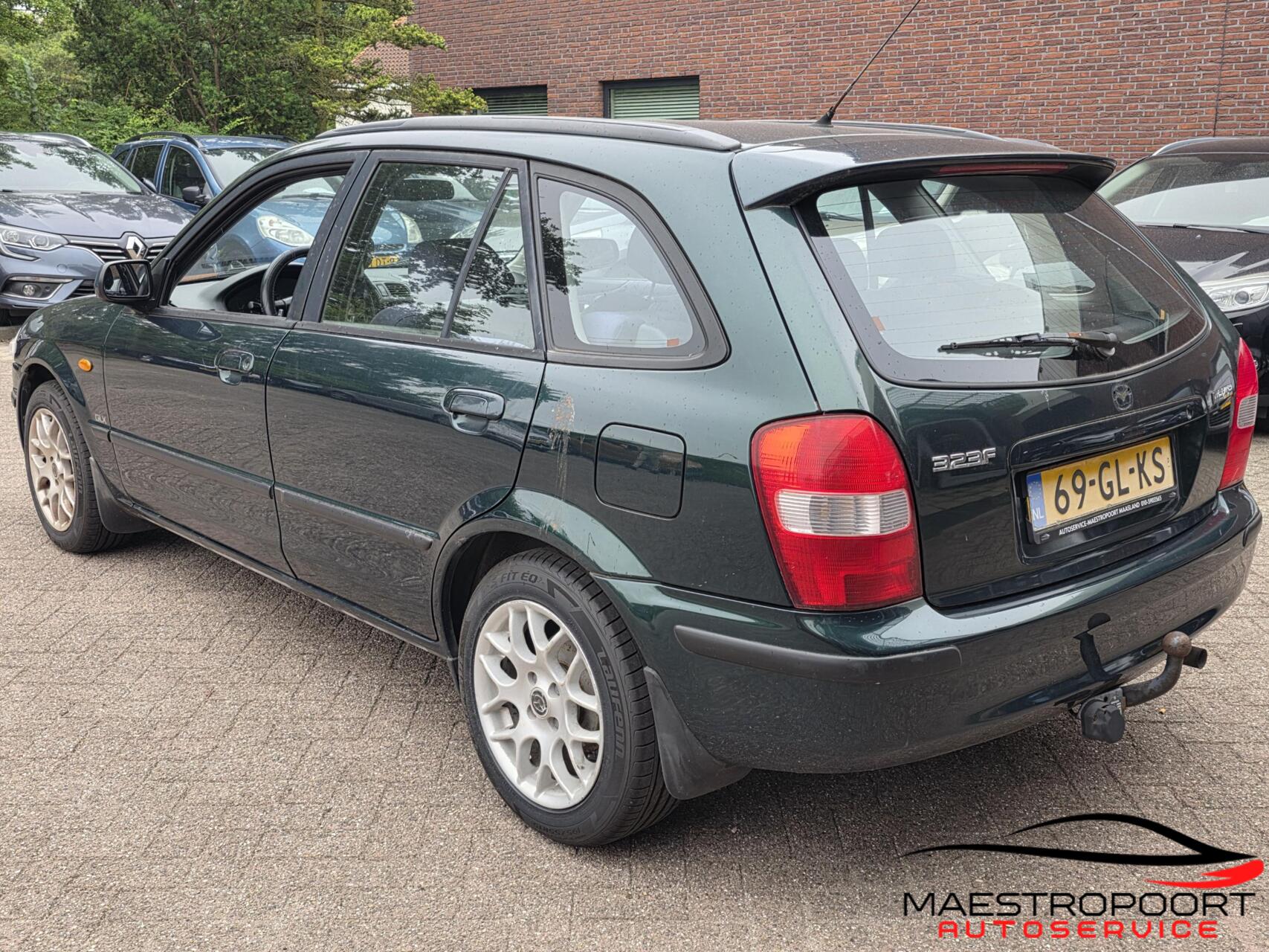 Foto van Mazda Mazda 323f