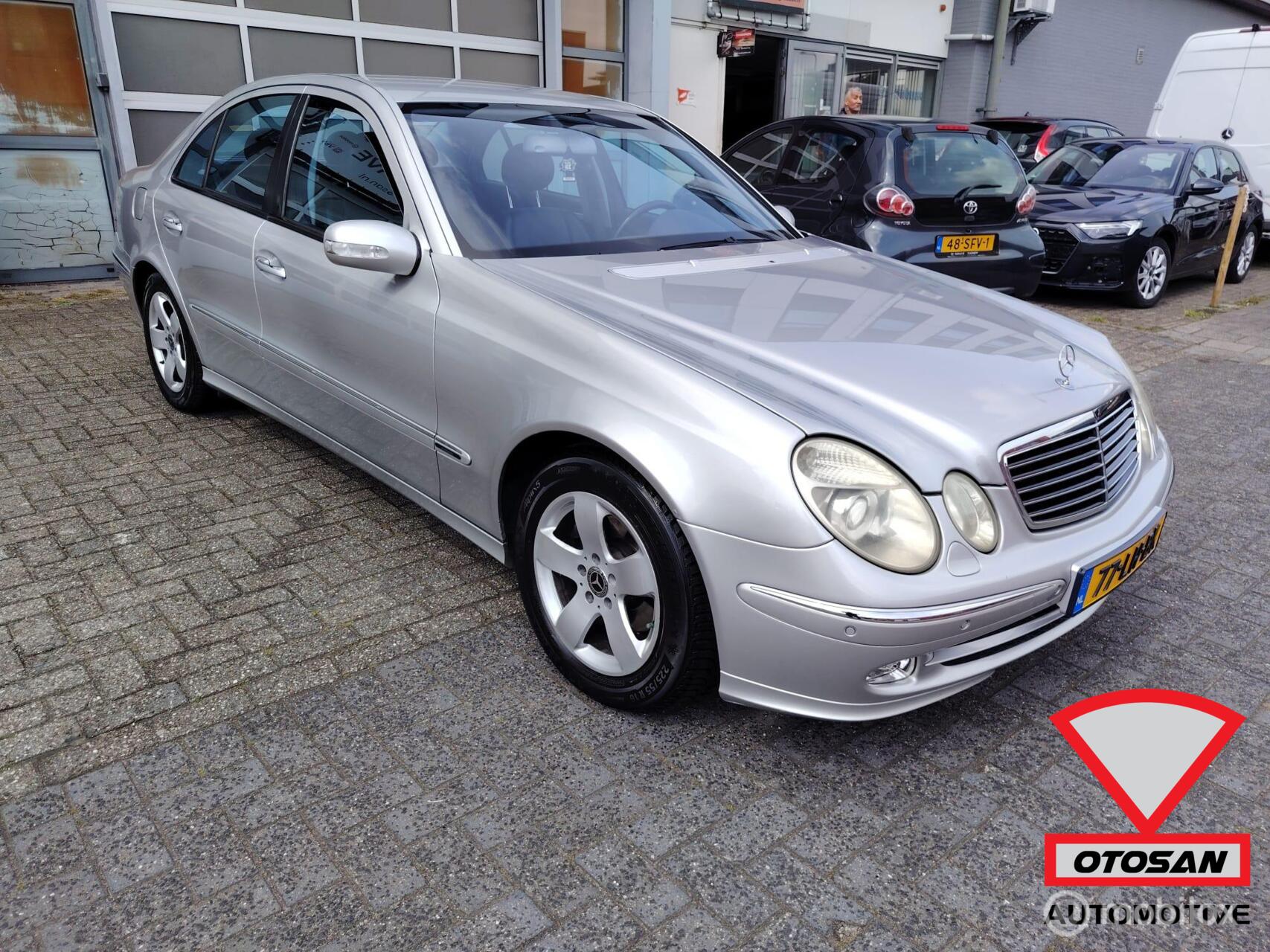 Mercedes-Benz E 240 240 Avantgarde Xenon Stoelverw. Nette staat 2003 - voorkant