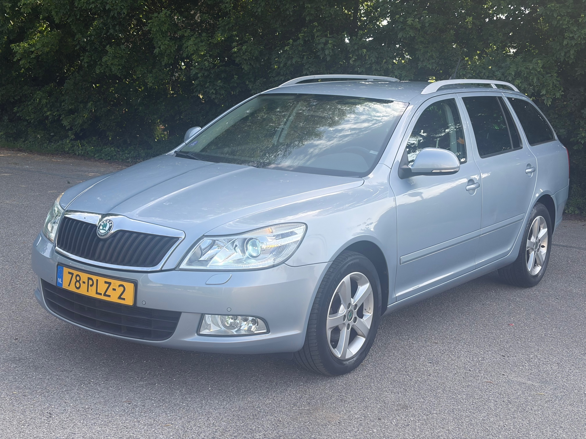 Skoda Octavia 1.2 TSI Elegance Business Line Automaat! 196DKM! NAP! 2011! 2011 - voorkant