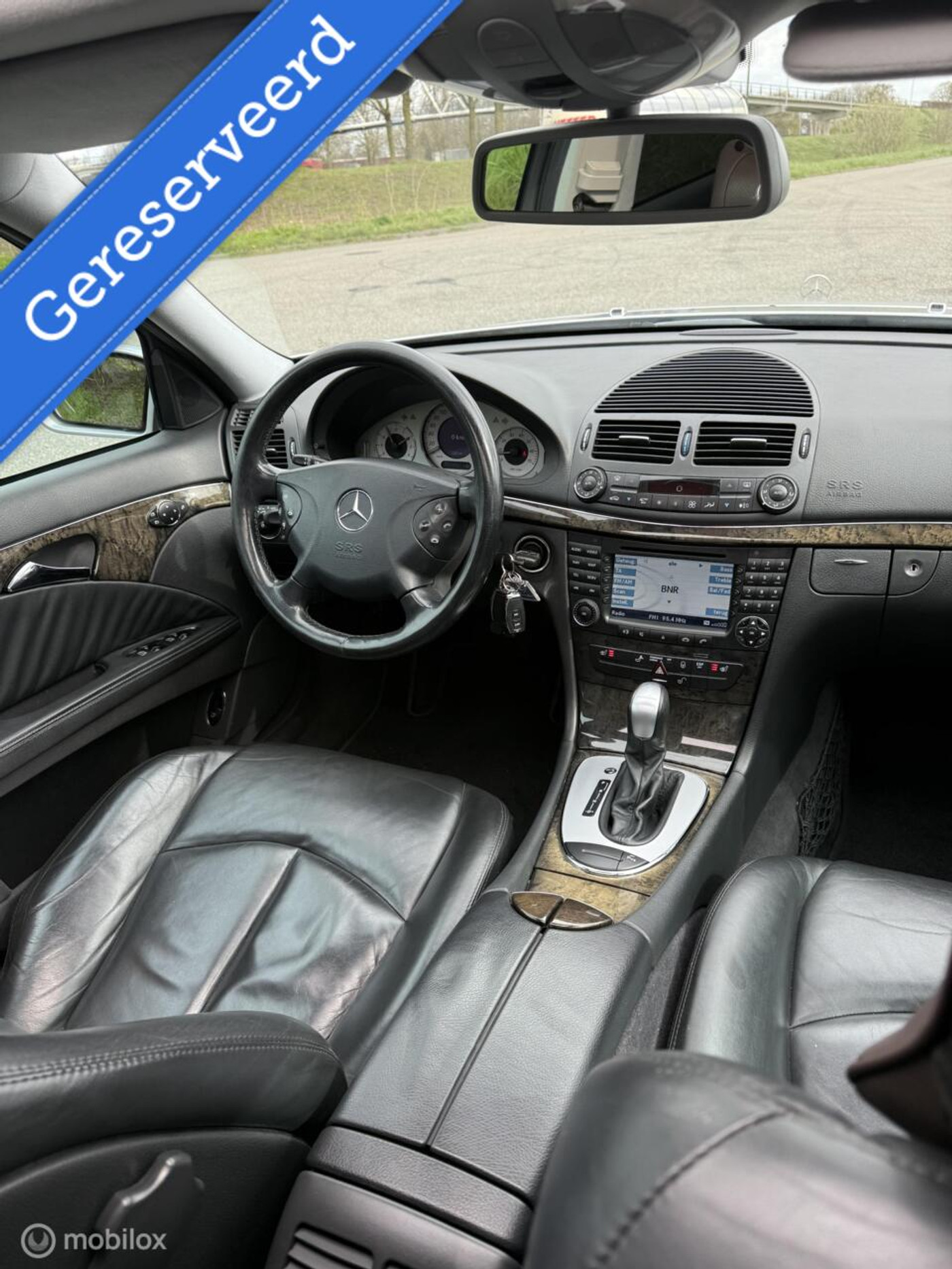 Foto van Mercedes-Benz E 320