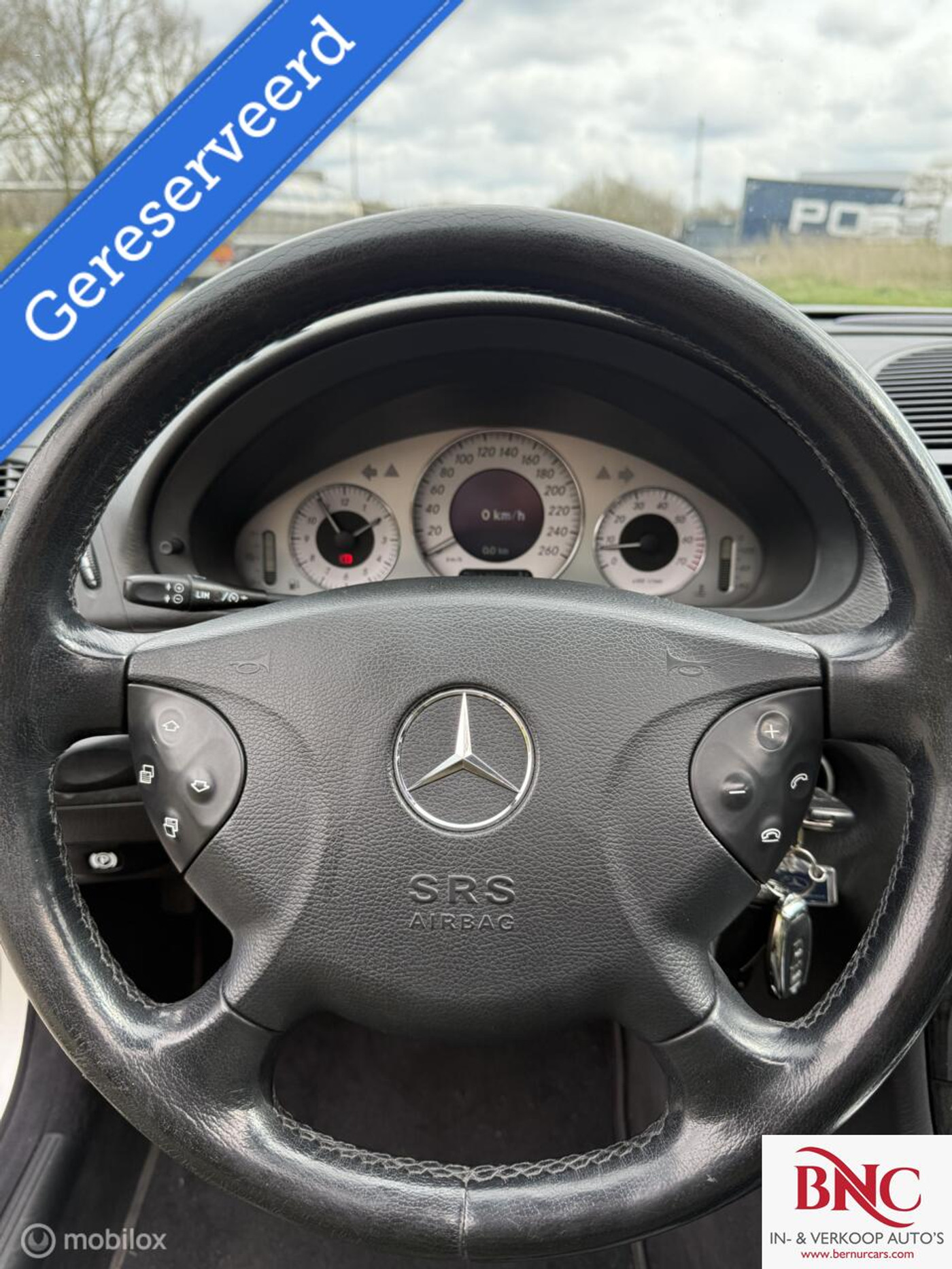 Foto van Mercedes-Benz E 320