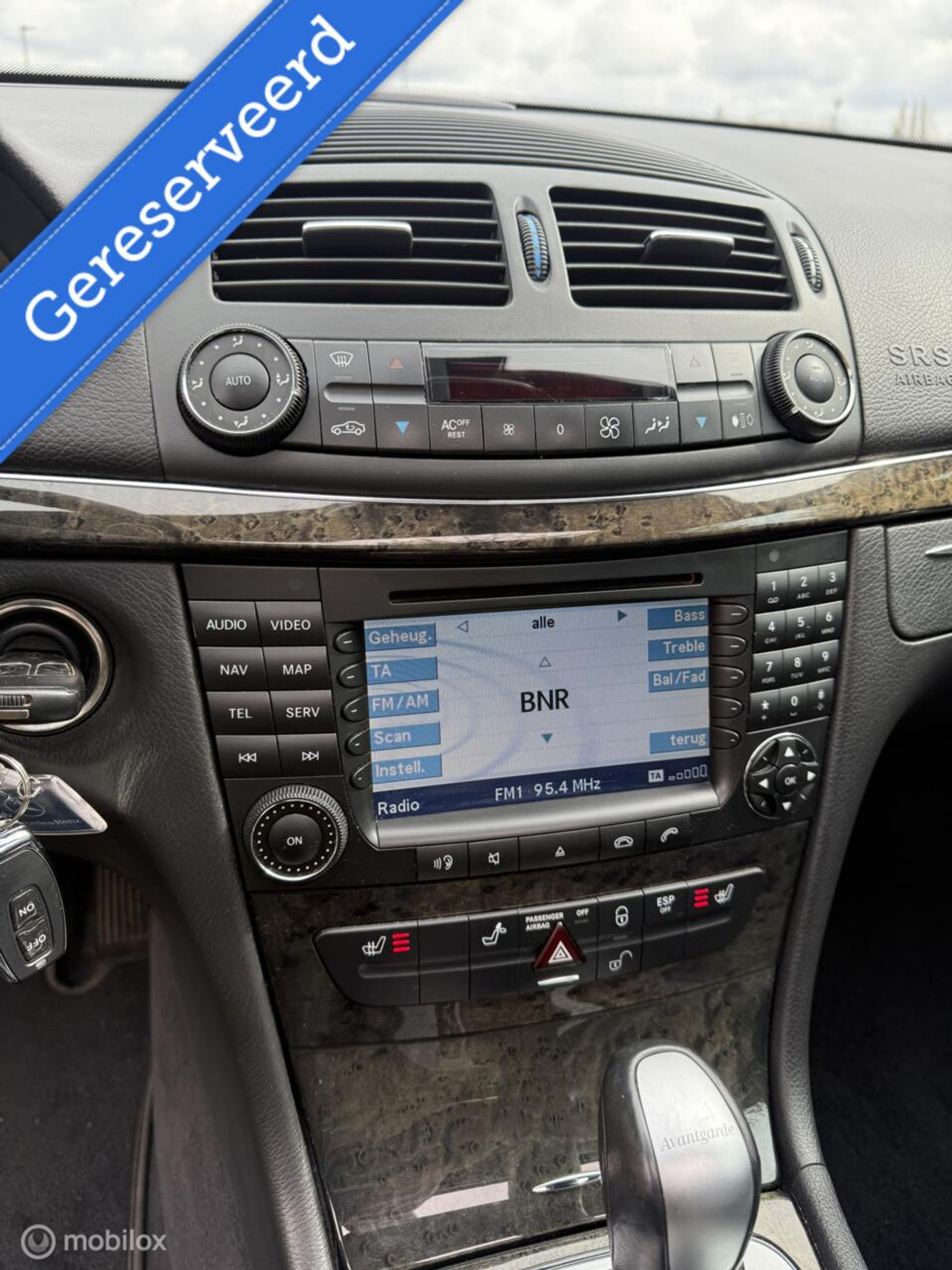 Foto van Mercedes-Benz E 320