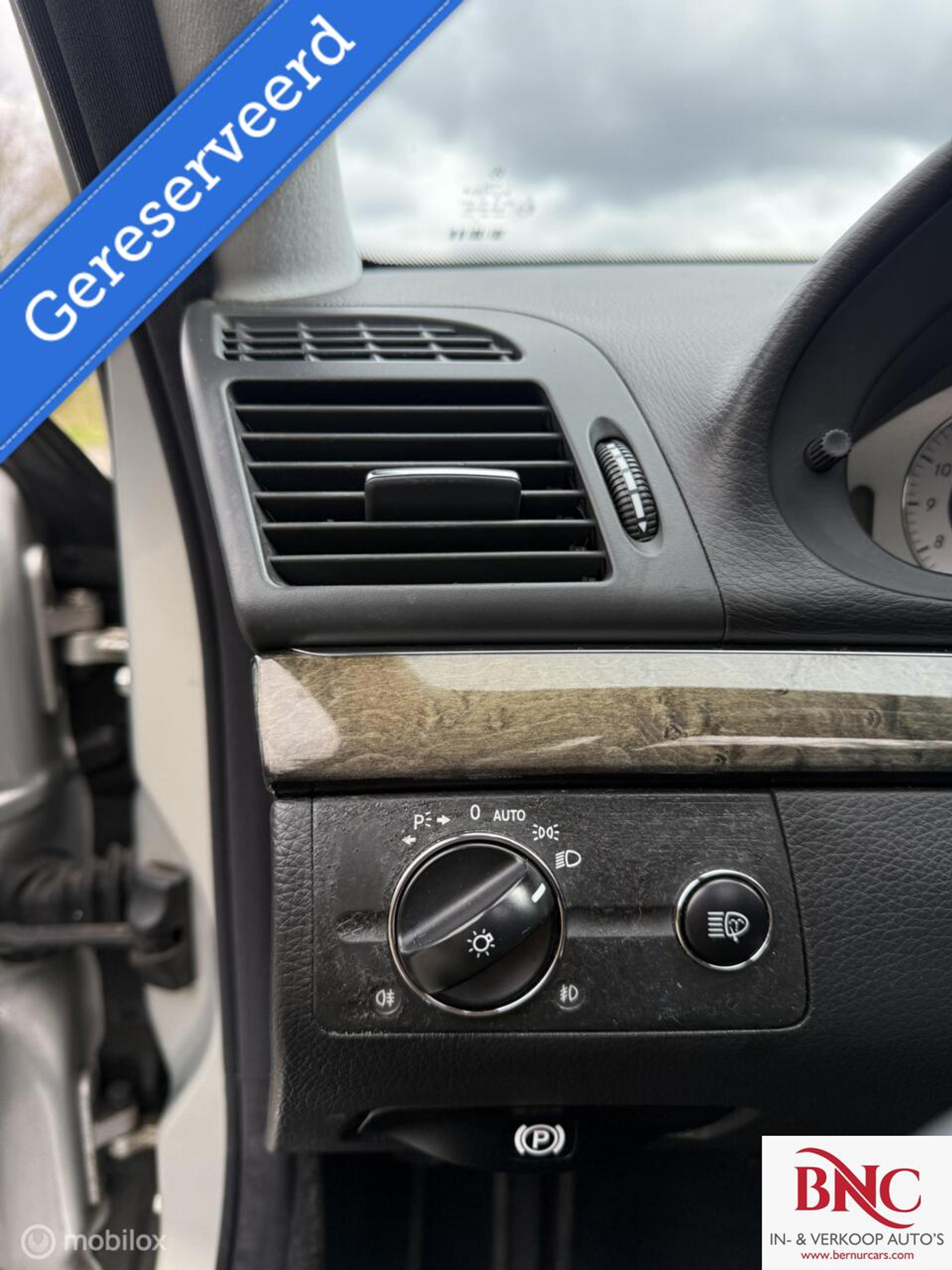 Foto van Mercedes-Benz E 320