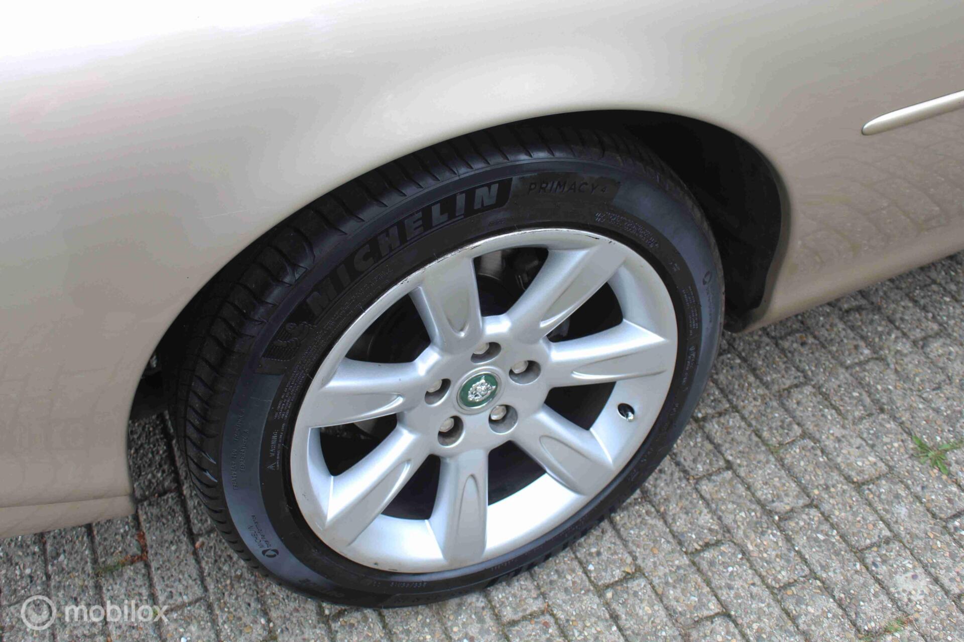 Foto van Jaguar Xk8
