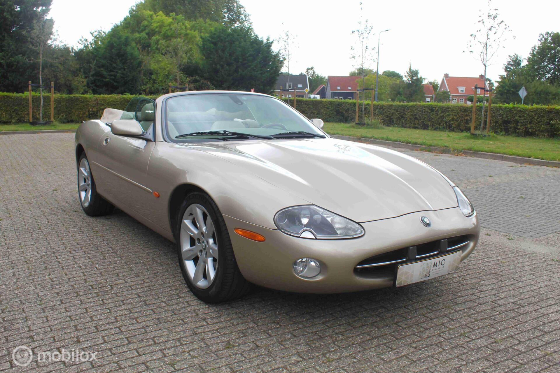 Foto van Jaguar Xk8