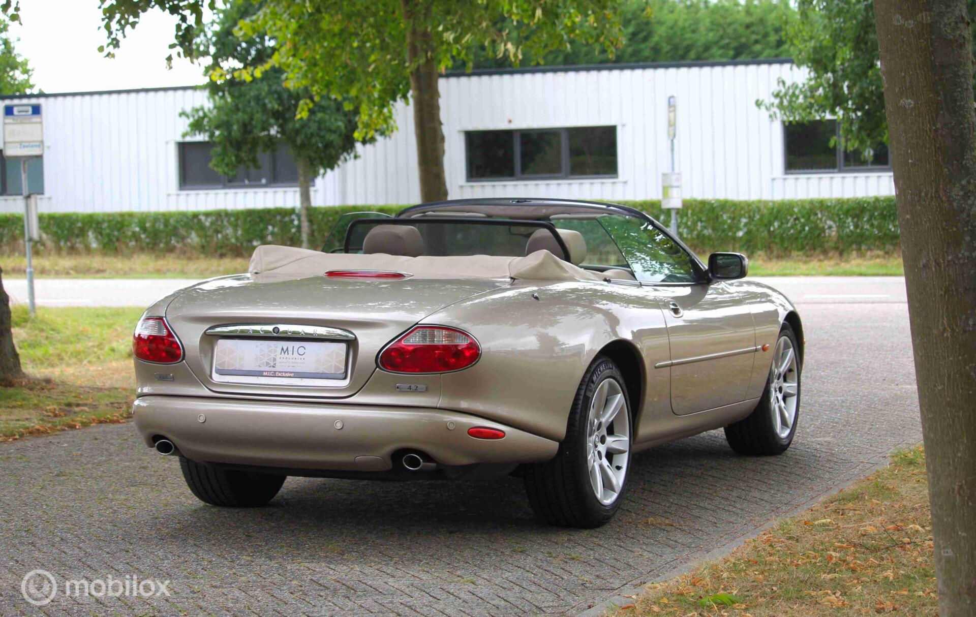 Foto van Jaguar Xk8