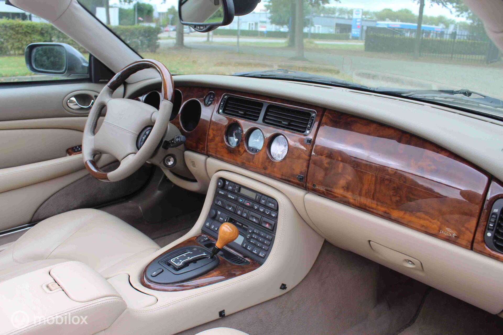Foto van Jaguar Xk8