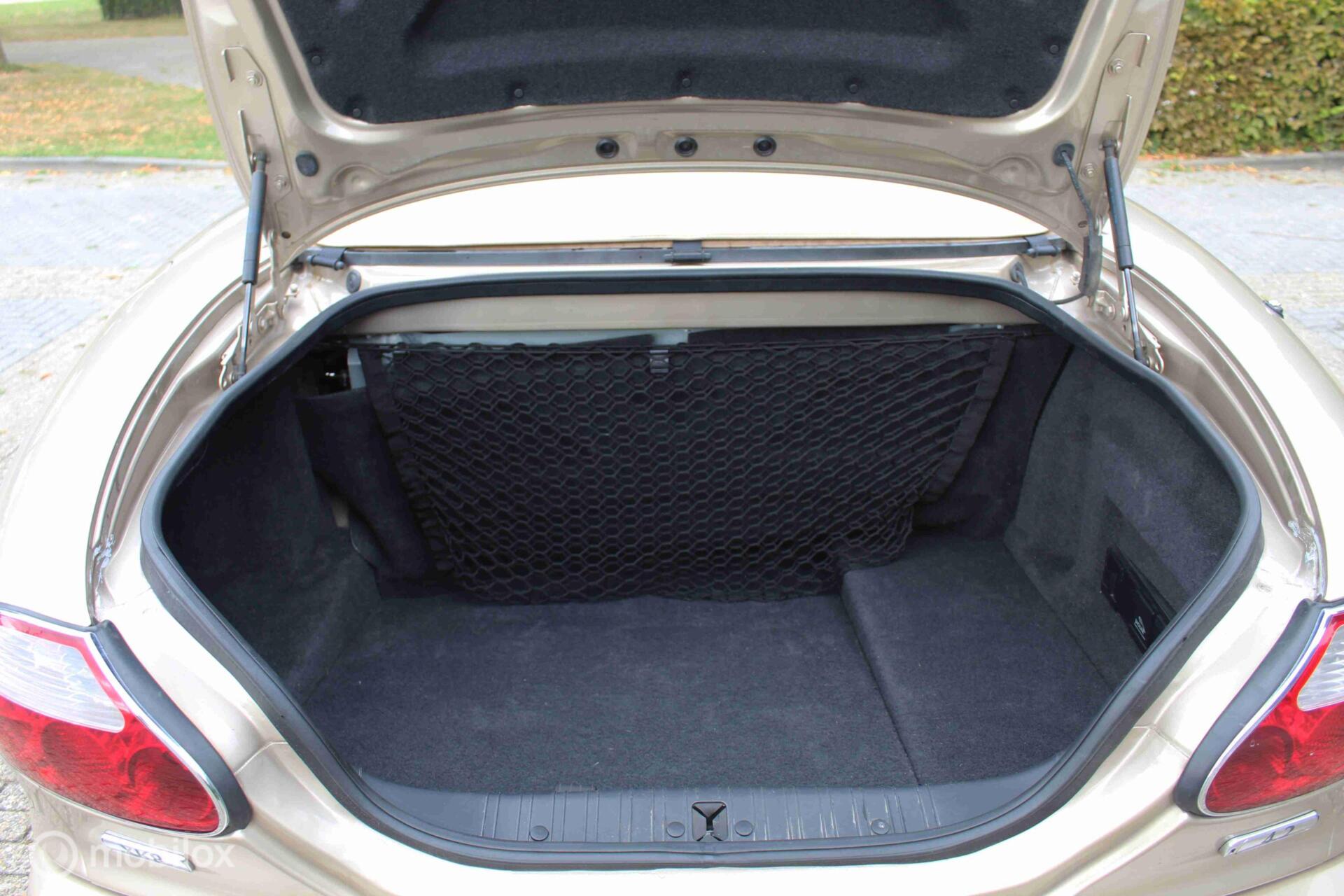 Foto van Jaguar Xk8