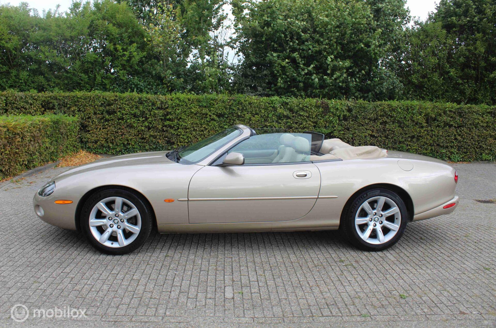 Foto van Jaguar Xk8
