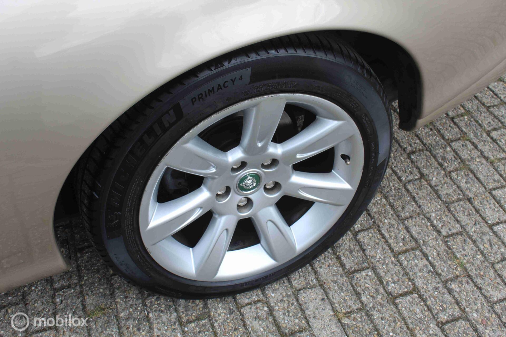 Foto van Jaguar Xk8