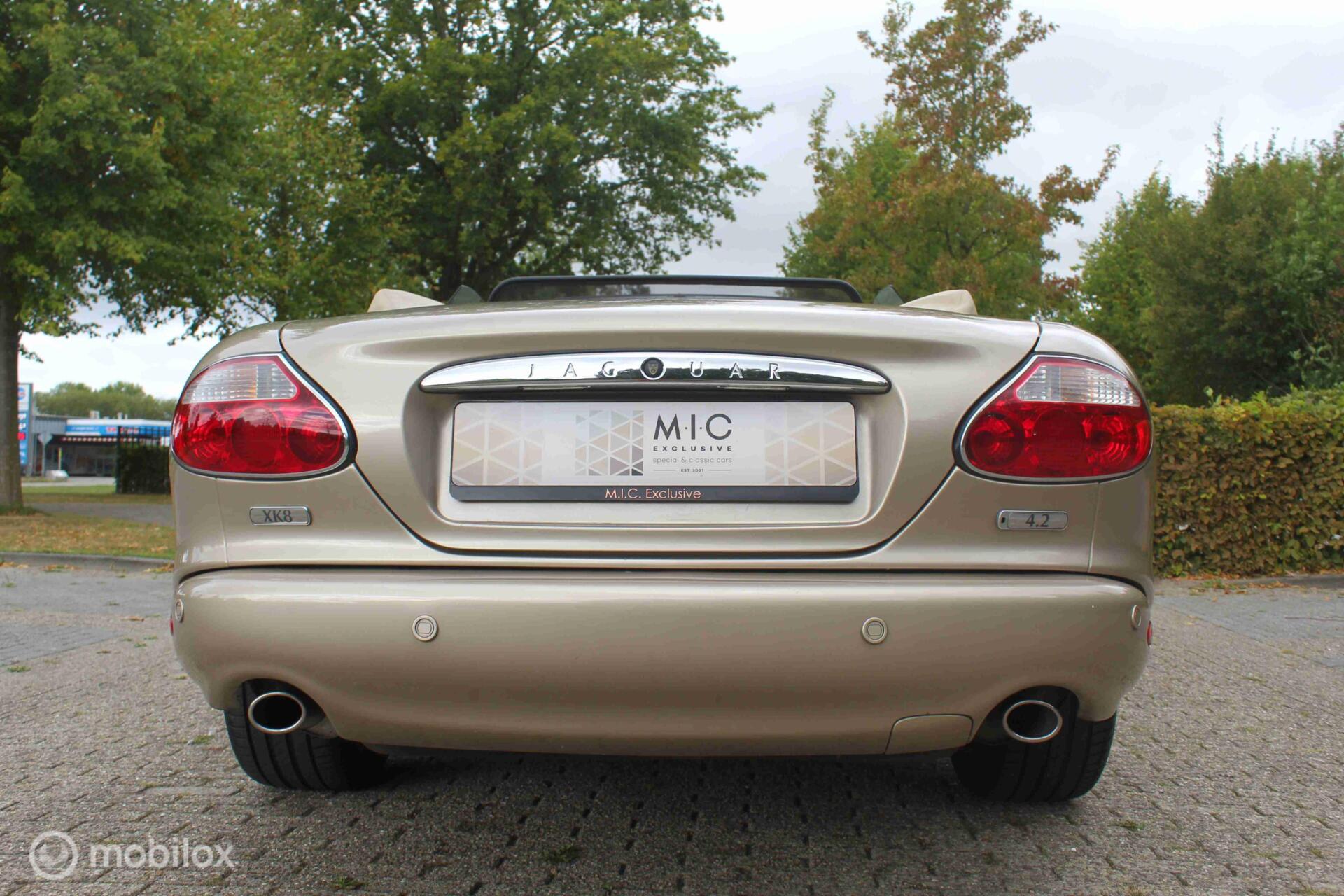 Foto van Jaguar Xk8