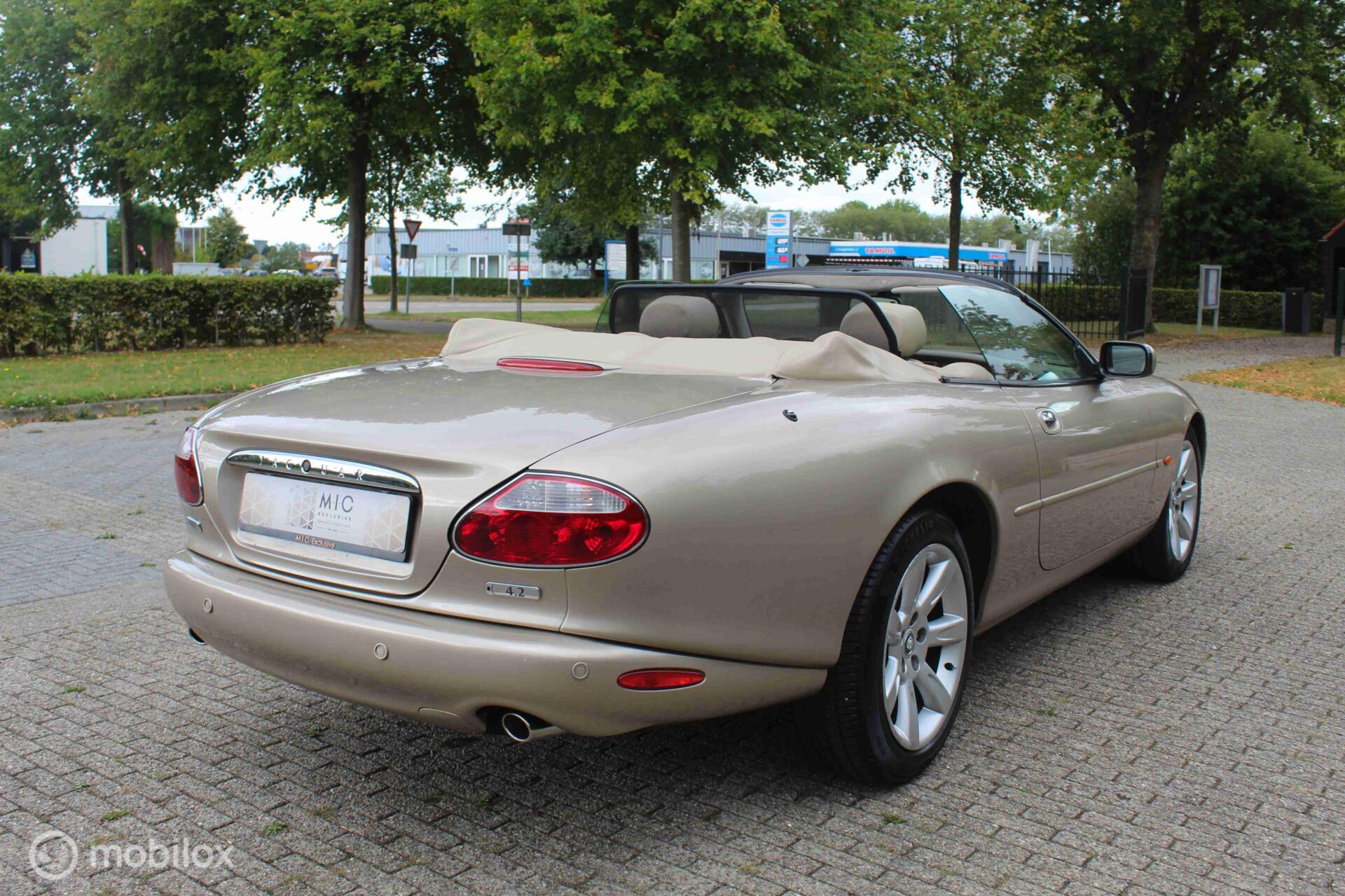 Foto van Jaguar Xk8