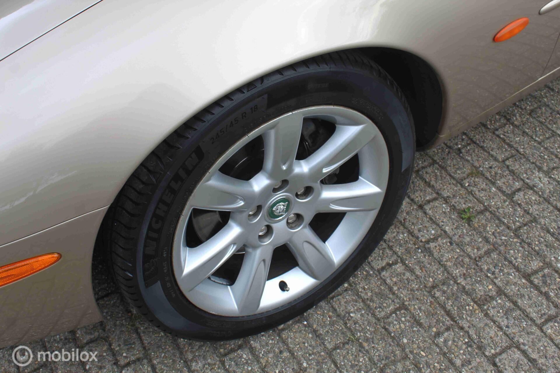 Foto van Jaguar Xk8