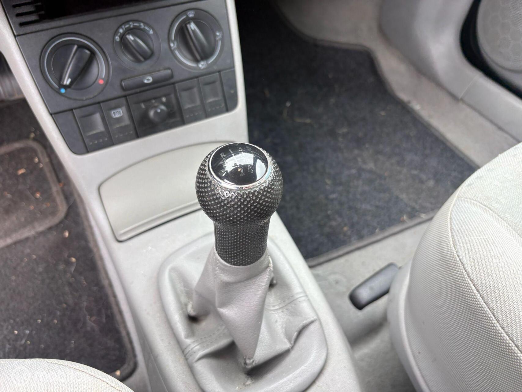 Foto van Volkswagen Lupo