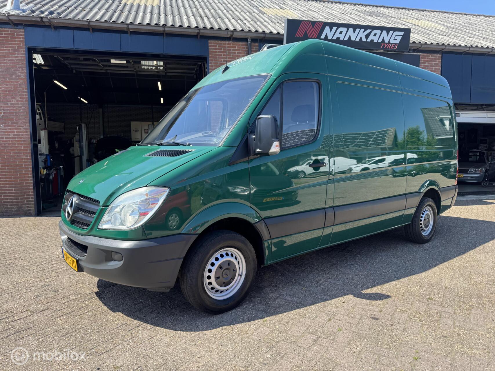 Mercedes-Benz Sprinter 210 2.2 CDI 366 HD 2012 - voorkant