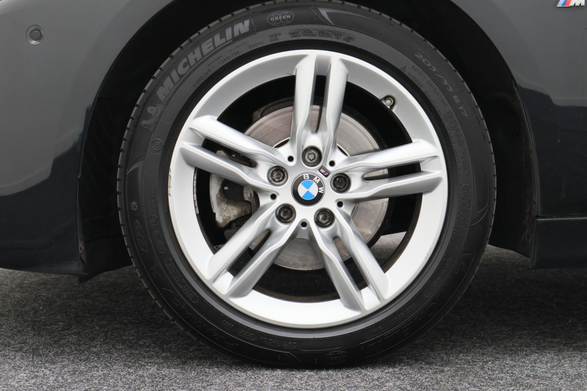 Foto van BMW 218i Active Tourer