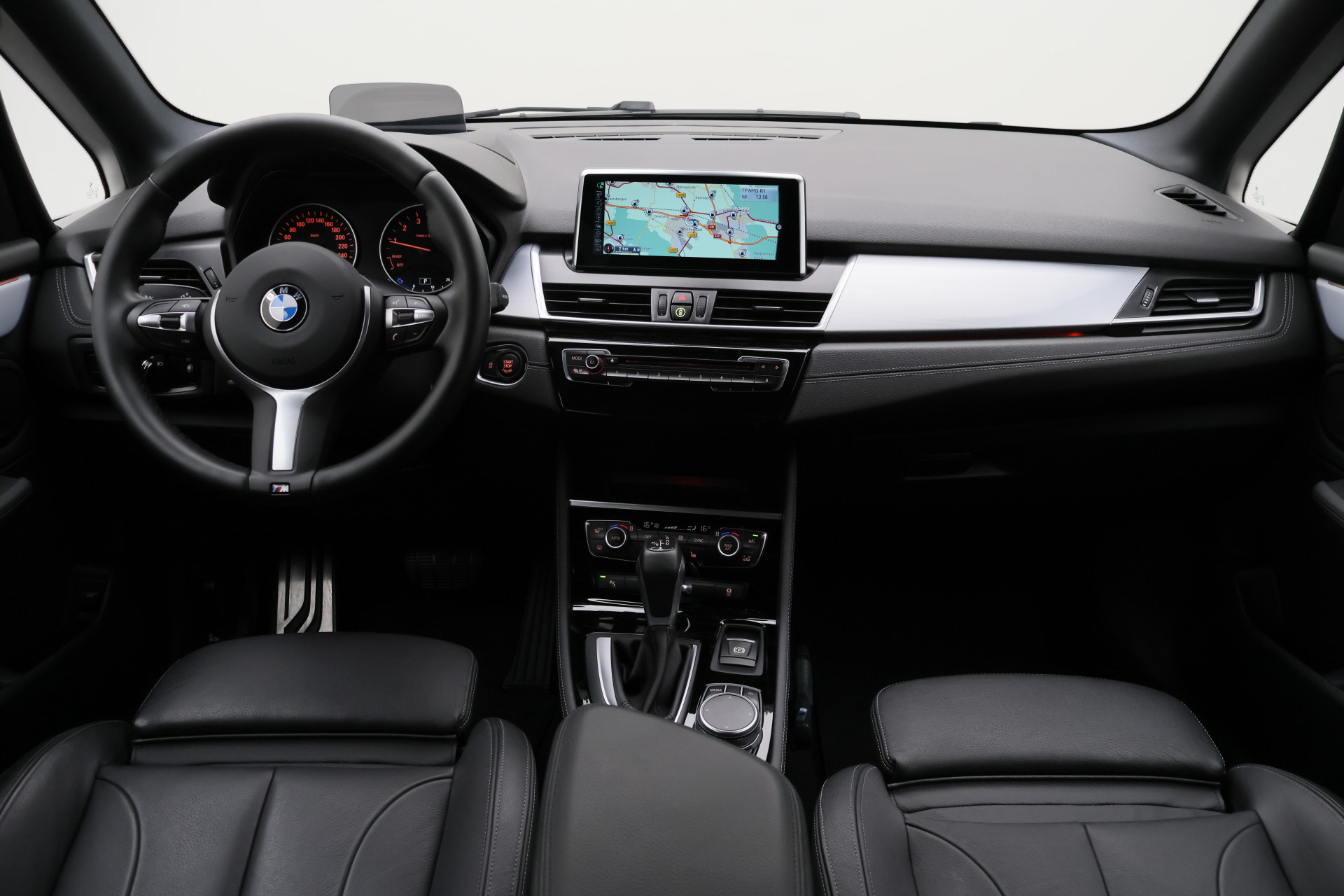 Foto van BMW 218i Active Tourer