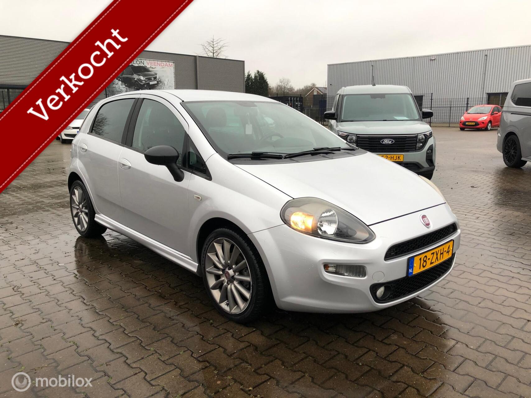 Fiat Fiat Punto SPORT AIRCO ECC CRUISE PDC VEEL OPTIE,S 2013 - voorkant