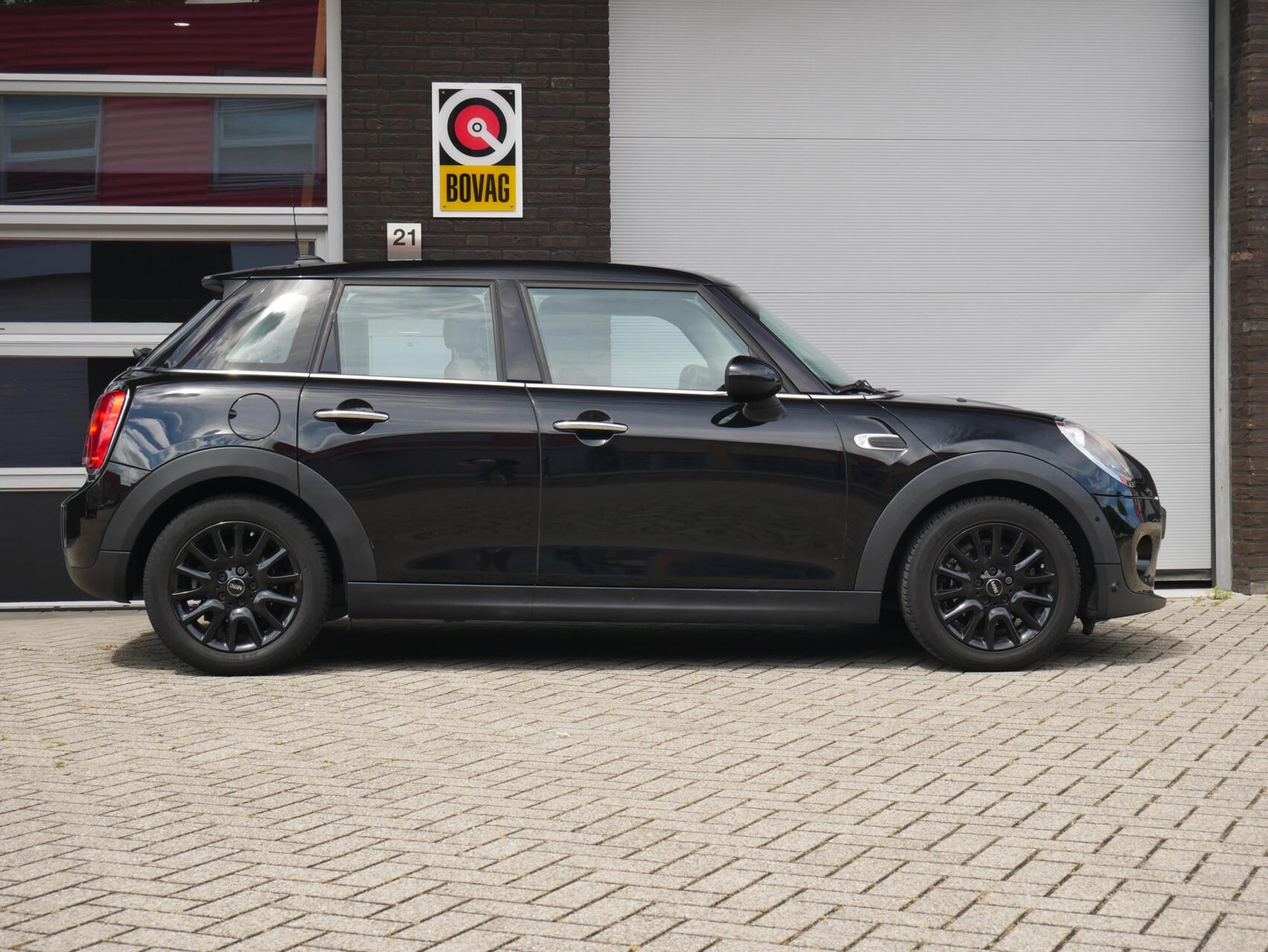 Foto van Mini One