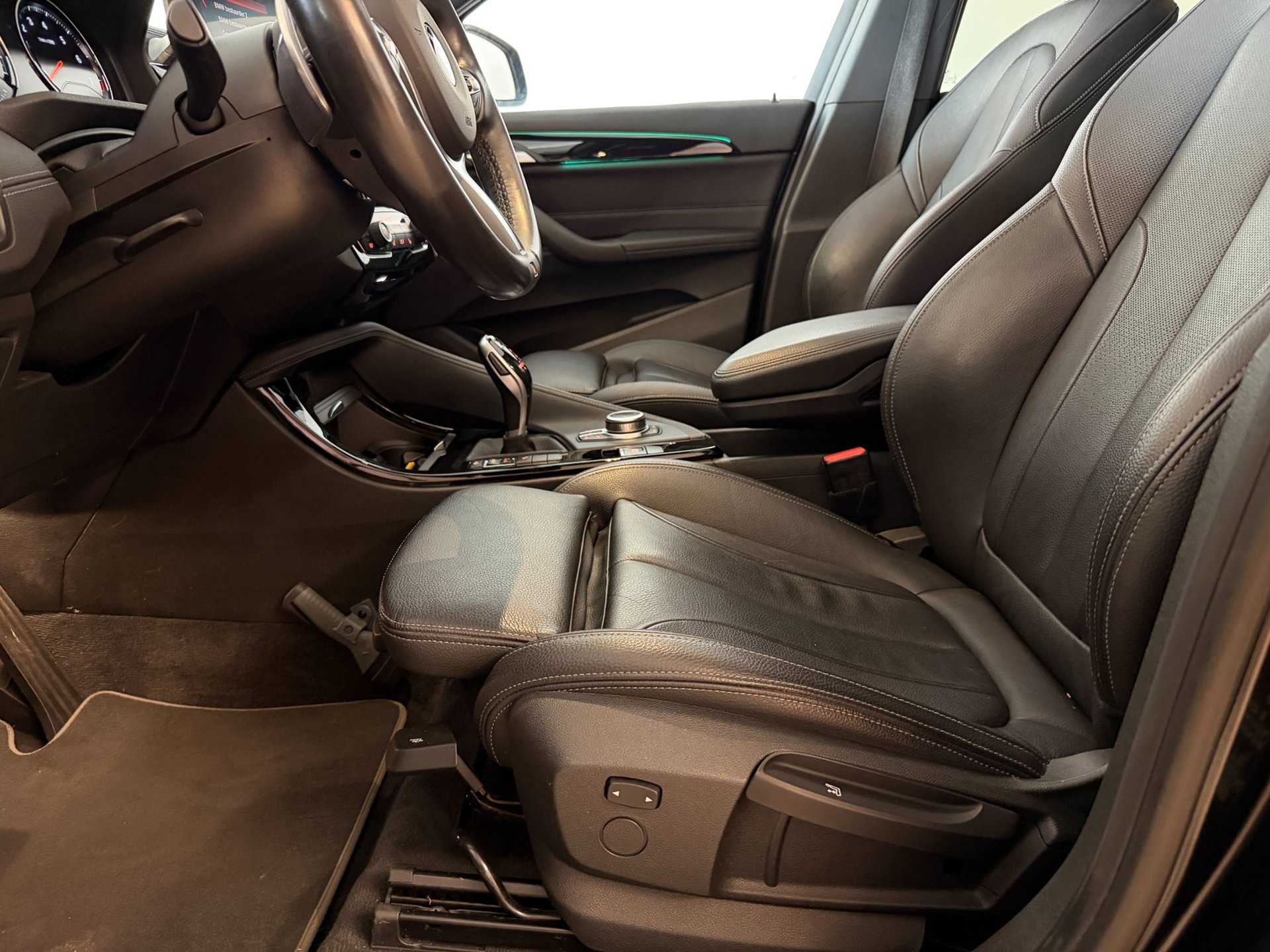 Foto van BMW X1 Sdrive20i