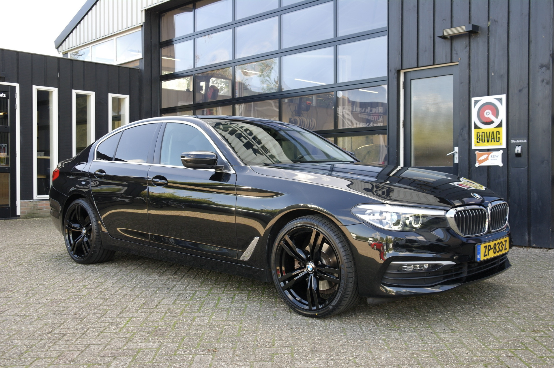 BMW 5 Series 520i High Executive Edition 2019 - voorkant